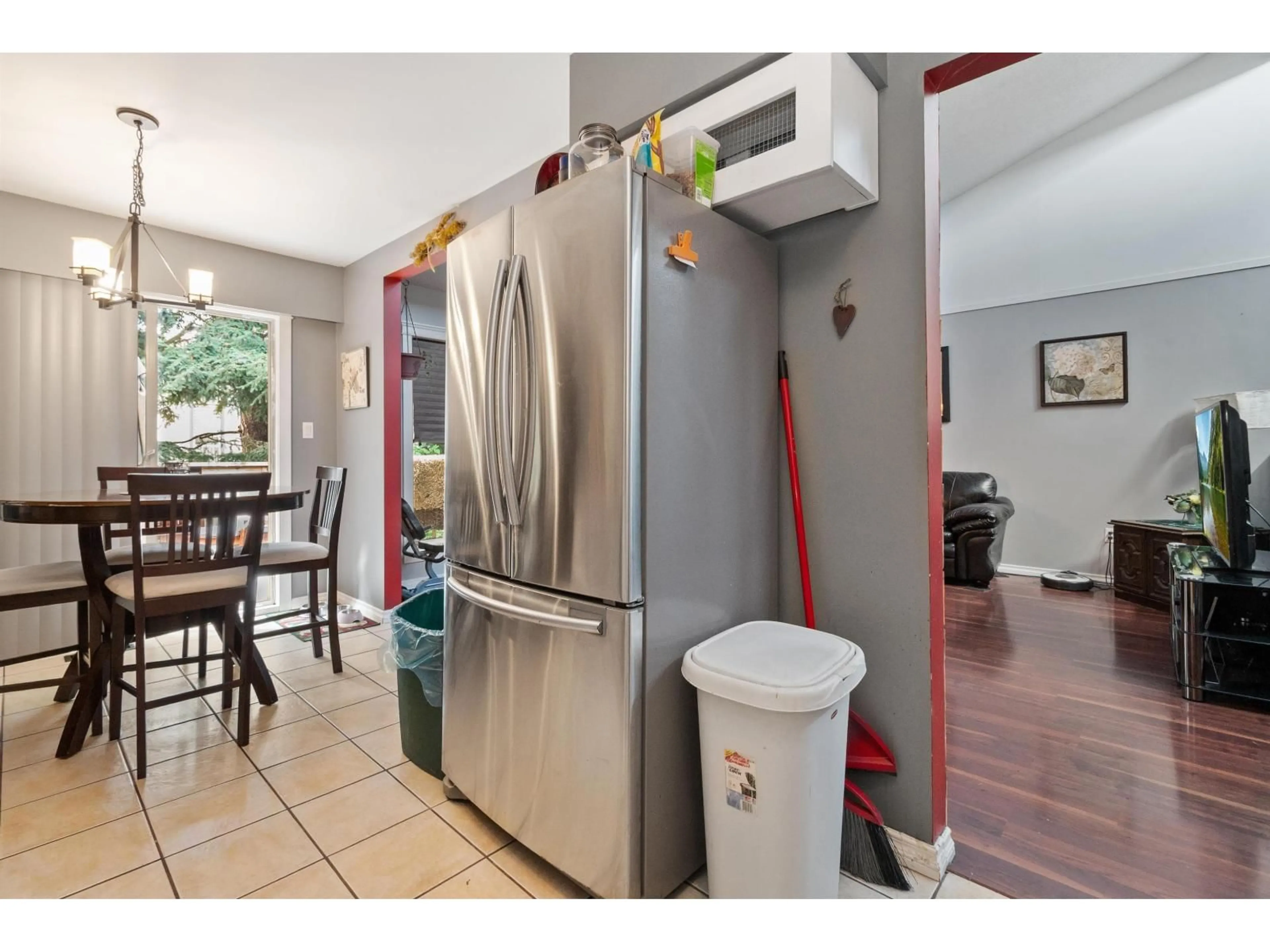 Kitchen with laundary machines, unknown for 4 - 5840 VEDDER ROAD, Chilliwack British Columbia V2R3G4