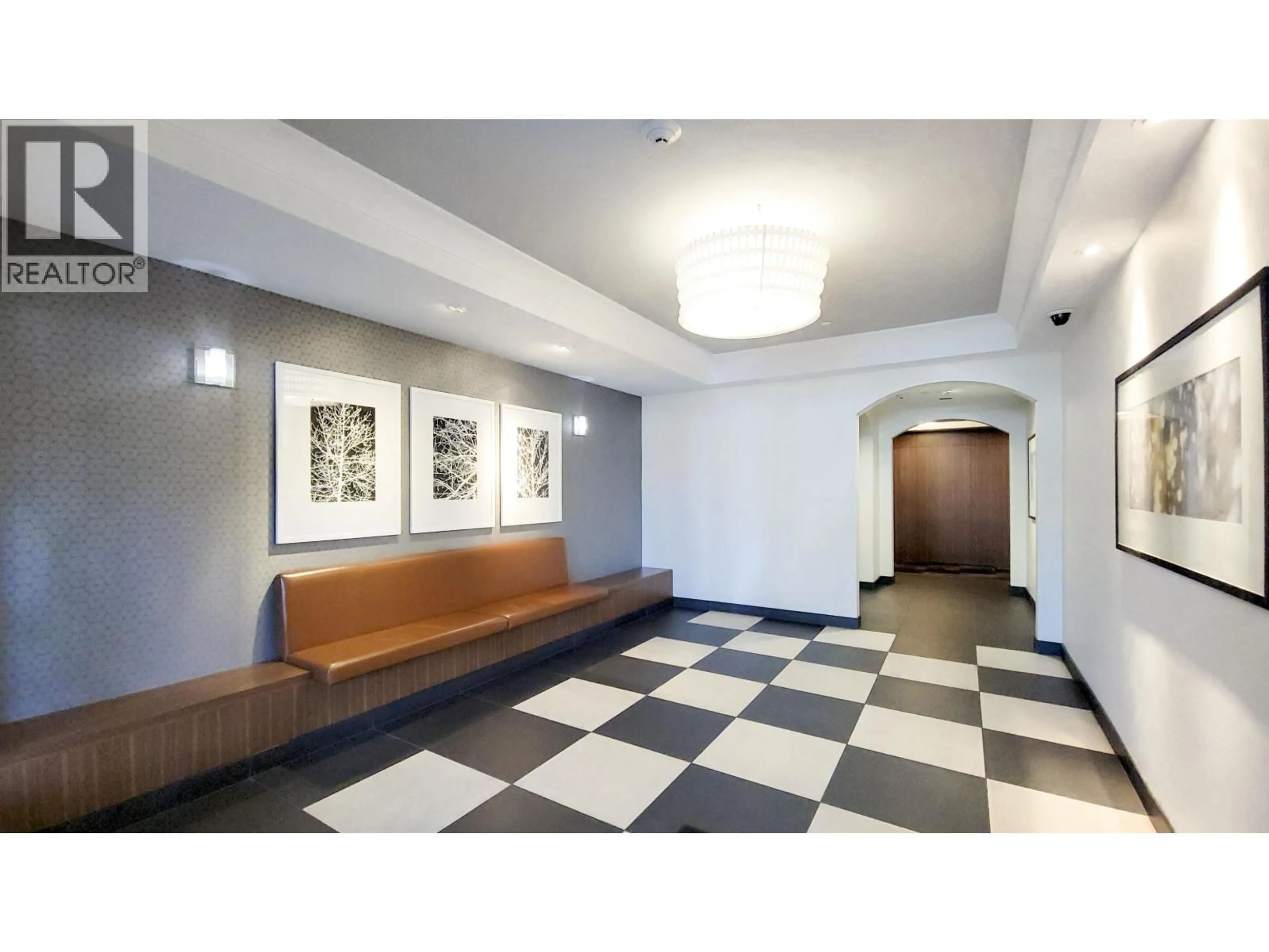 Indoor foyer for 210 - 608 COMO LAKE AVENUE, Coquitlam British Columbia V3J0B2