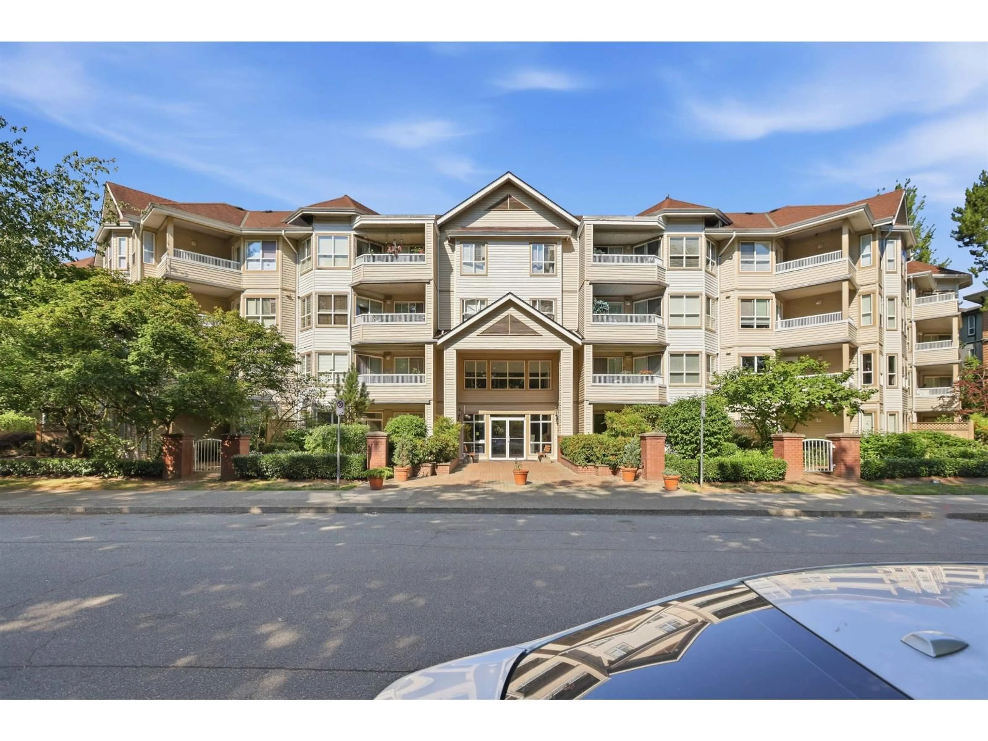 Unknown for 102 - 8139 121A STREET, Surrey British Columbia V3W0Z2