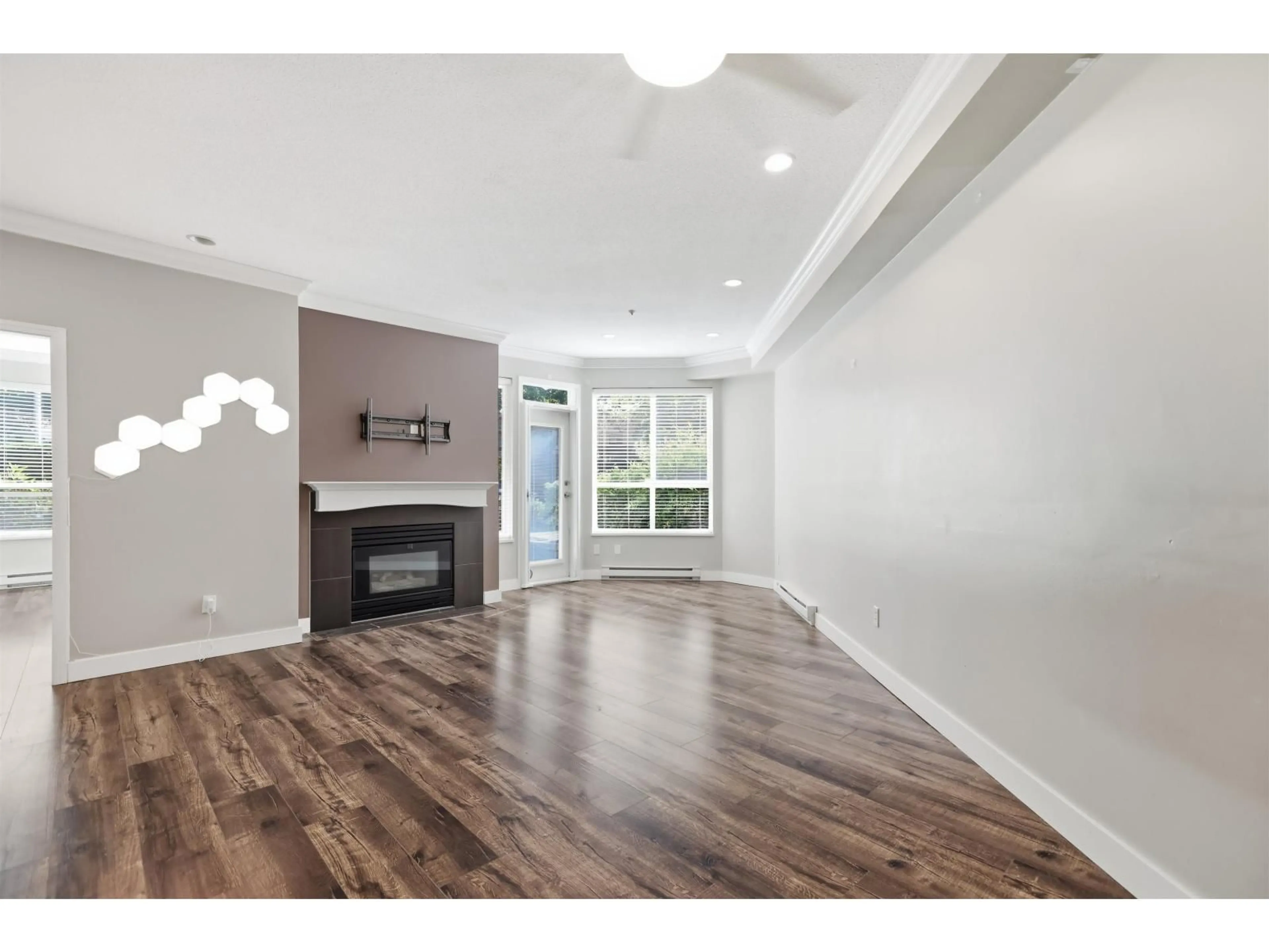 A pic of a room for 102 - 8139 121A STREET, Surrey British Columbia V3W0Z2