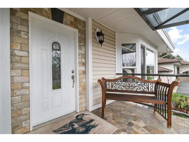 45715 BERKELEY AVENUE, Chilliwack 3