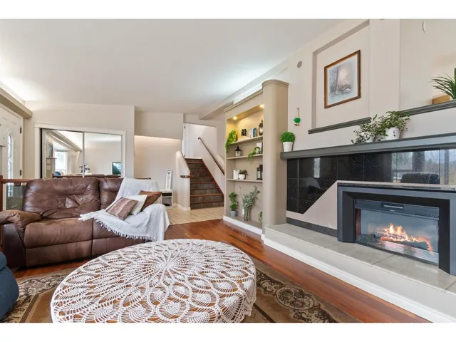 45715 BERKELEY AVENUE, Chilliwack 5