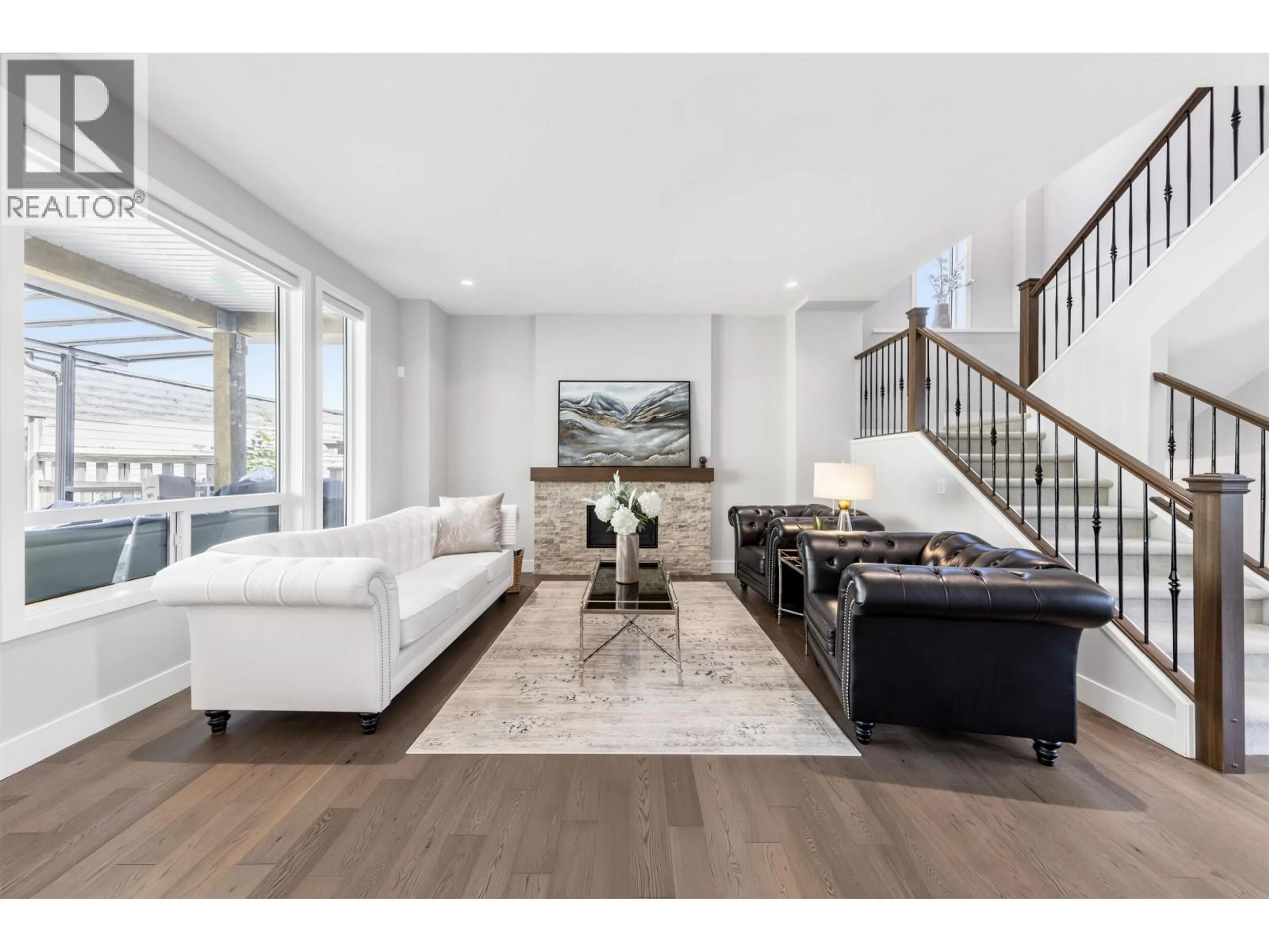 Living room with furniture, unknown for 3539 TRESTLE COURT, Coquitlam British Columbia V3E0L5