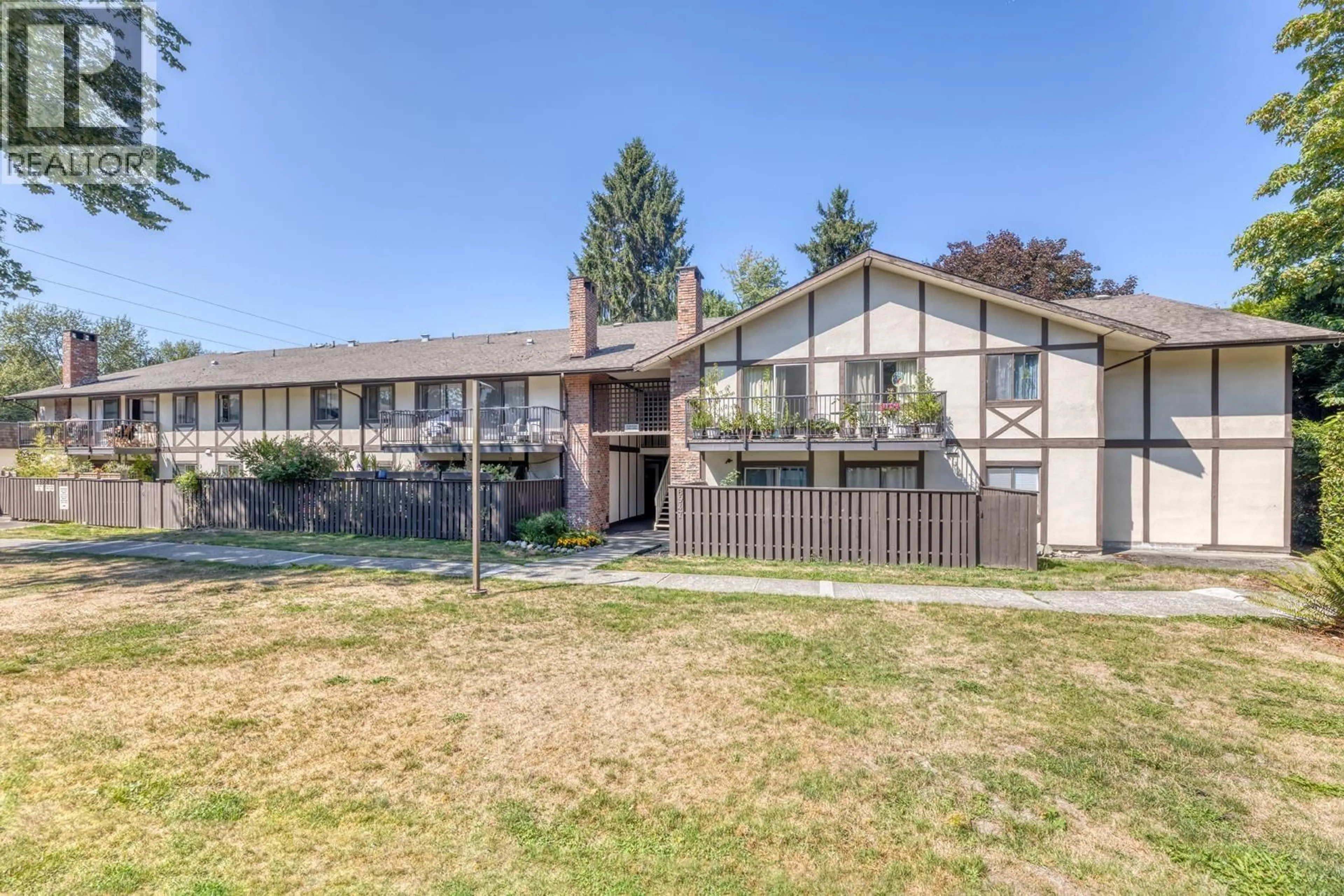 Home with vinyl exterior material, mountain view for 8951 HORNE STREET, Burnaby British Columbia V3N4J8