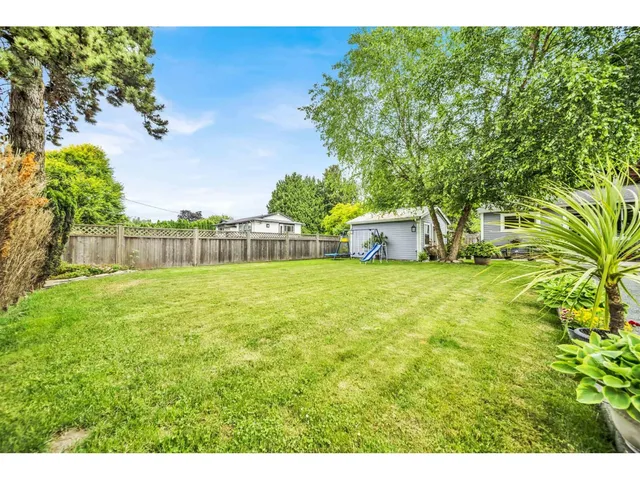 4174 BRADNER ROAD, Abbotsford 4