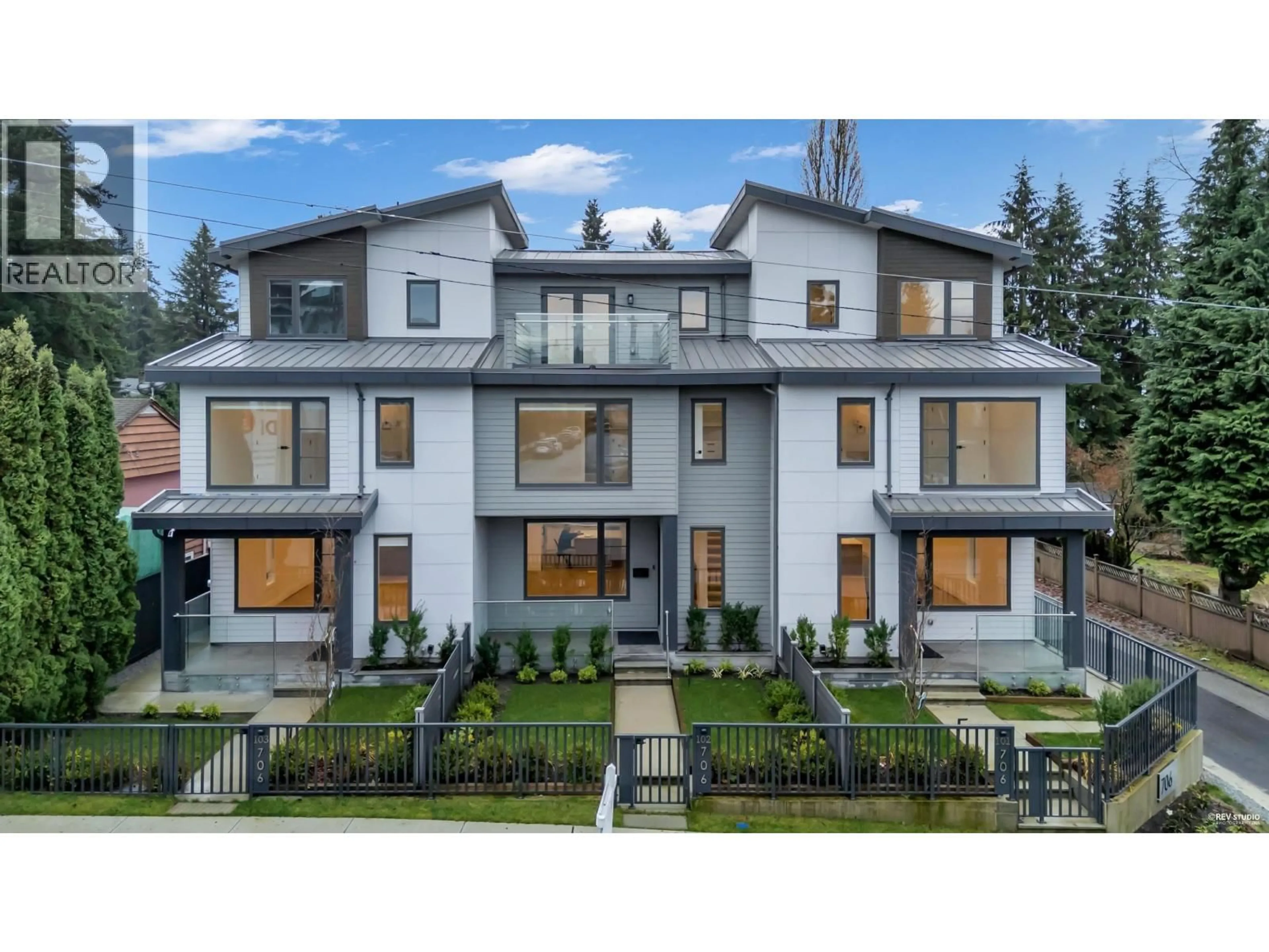 Unknown for 102 - 706 SMITH AVENUE, Coquitlam British Columbia V3J2W7