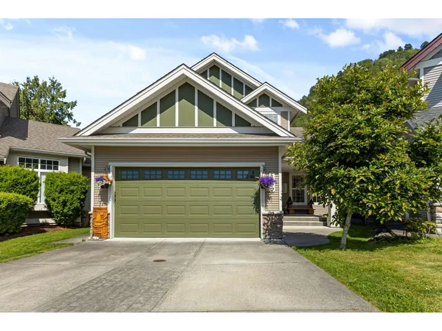 5602 THOM CREEK DRIVE, Chilliwack 2