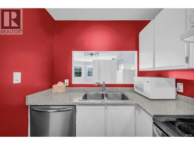 115 - 918 RODERICK AVENUE, Coquitlam 3