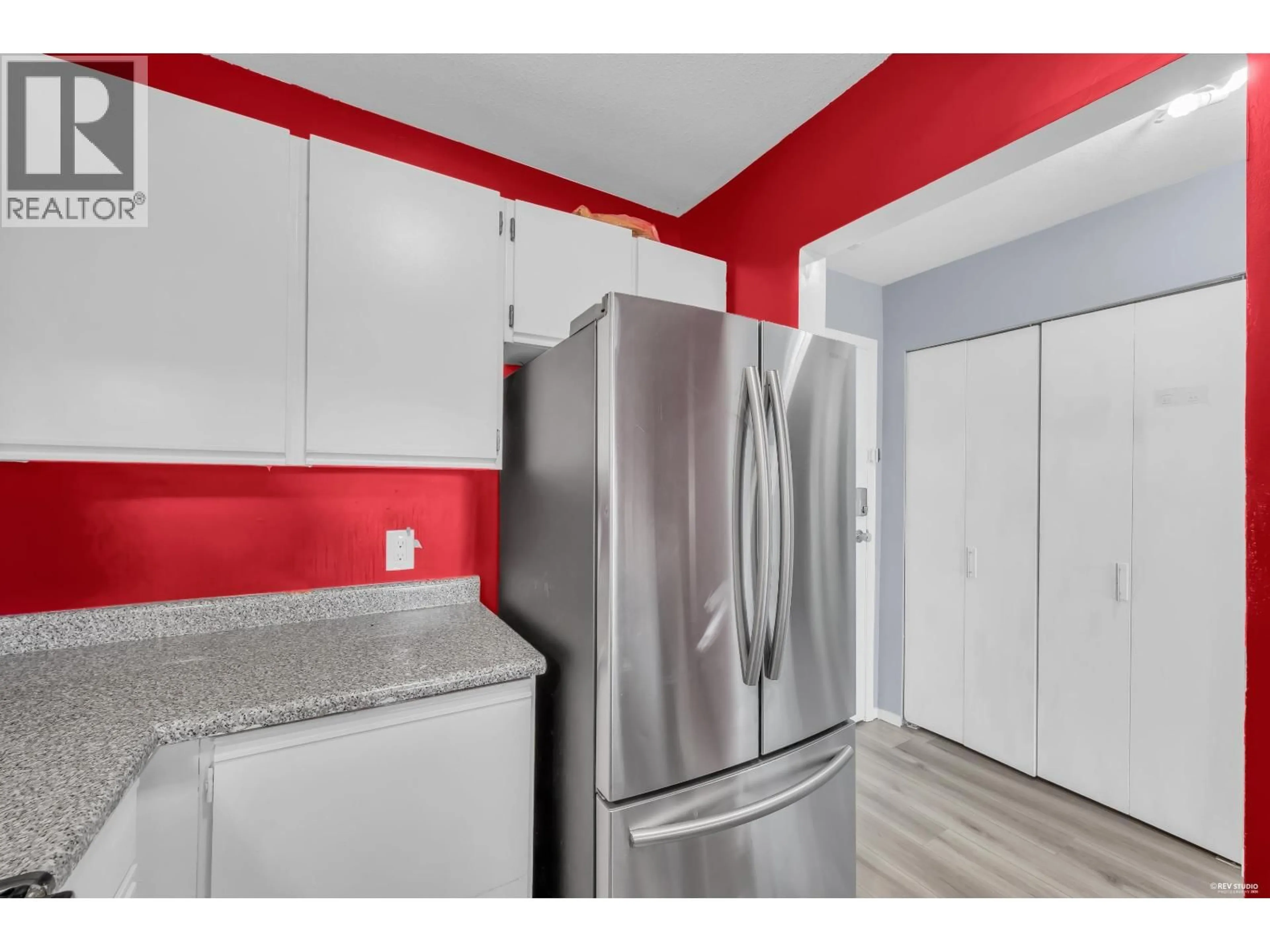 Standard kitchen, unknown for 115 - 918 RODERICK AVENUE, Coquitlam British Columbia V3K1R1