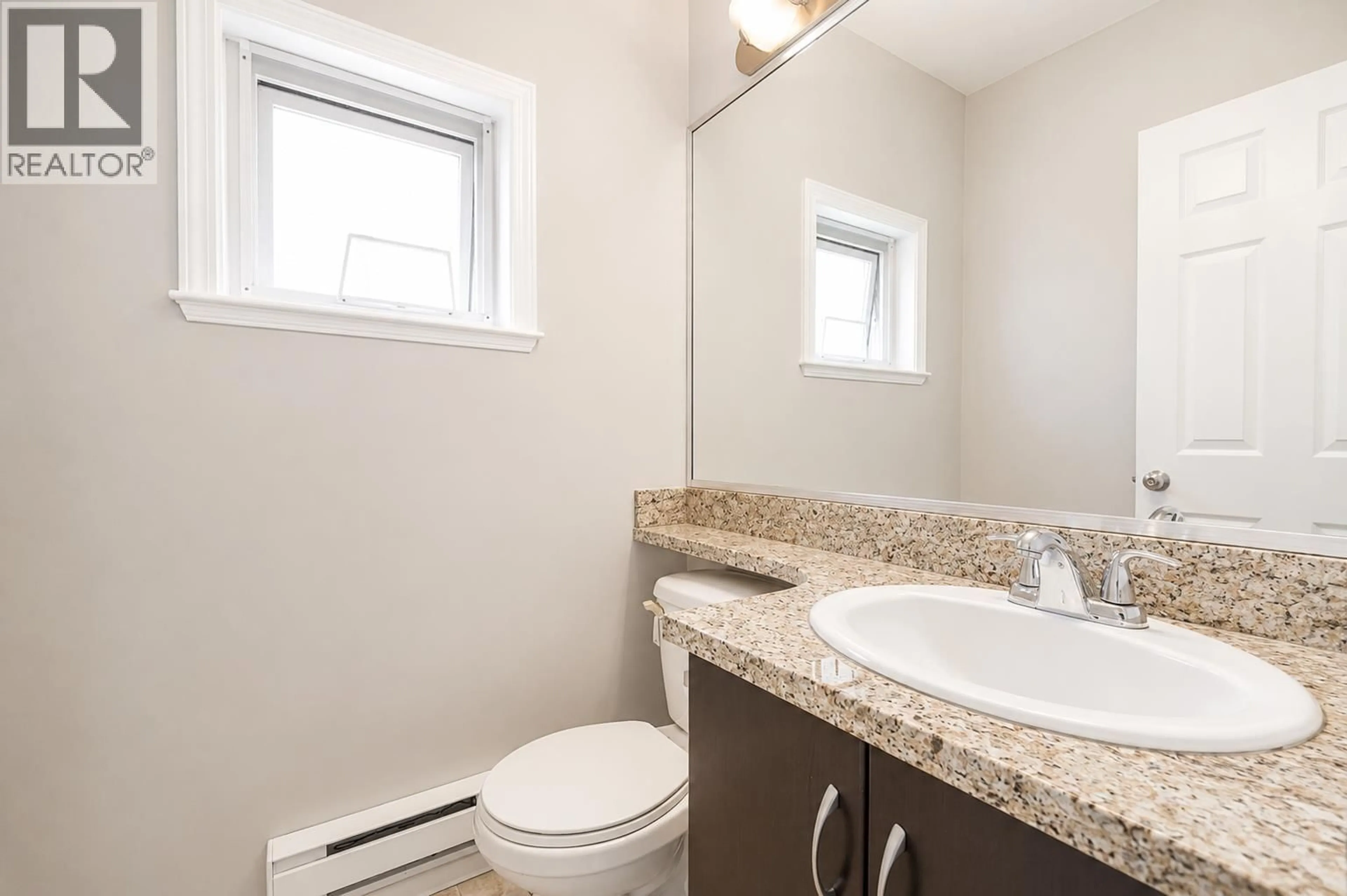 Standard bathroom, unknown for 5 - 9451 GRANVILLE AVENUE, Richmond British Columbia V6Y1P9
