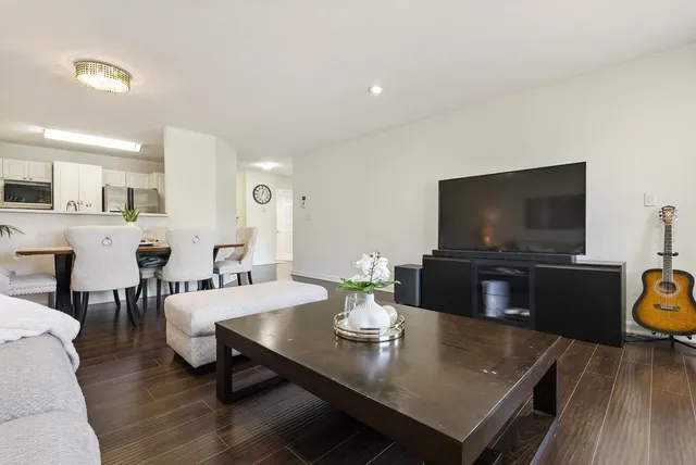 401 - 13680 84 AVENUE, Surrey 4