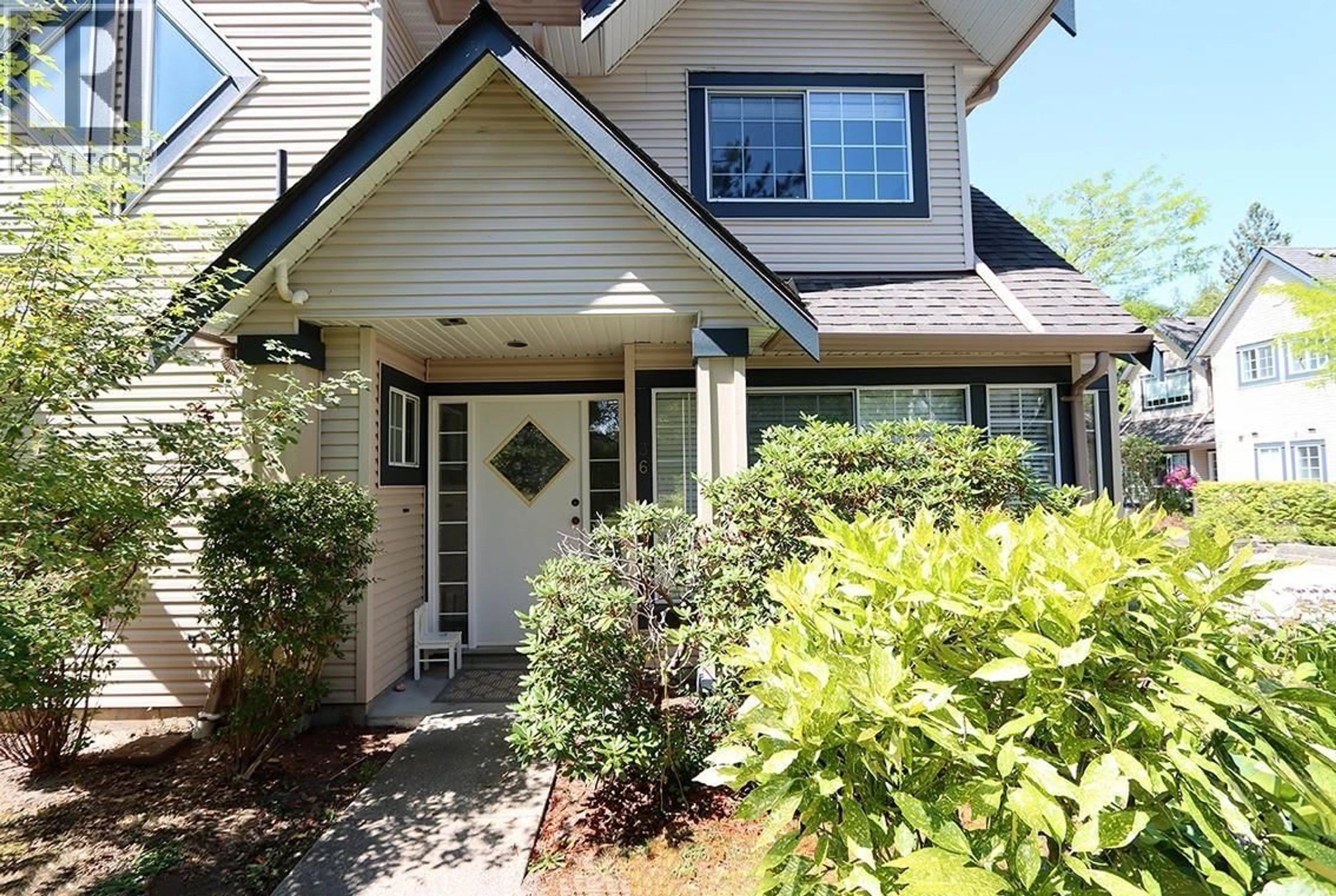 Home with vinyl exterior material, street for 36 - 11536 236 STREET, Maple Ridge British Columbia V4R2C6