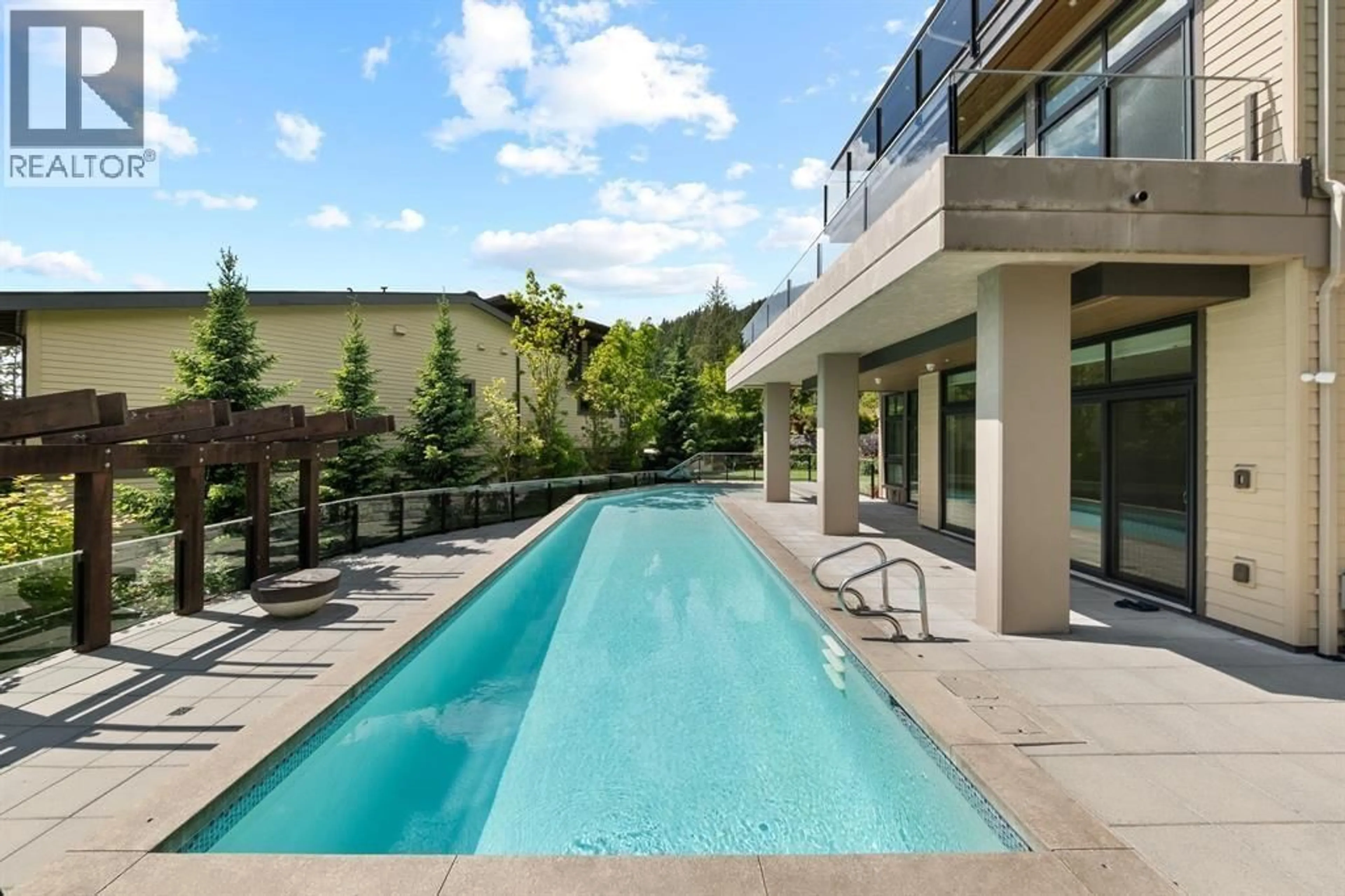 Pool for 2972 BURFIELD PLACE, West Vancouver British Columbia V7S0A9