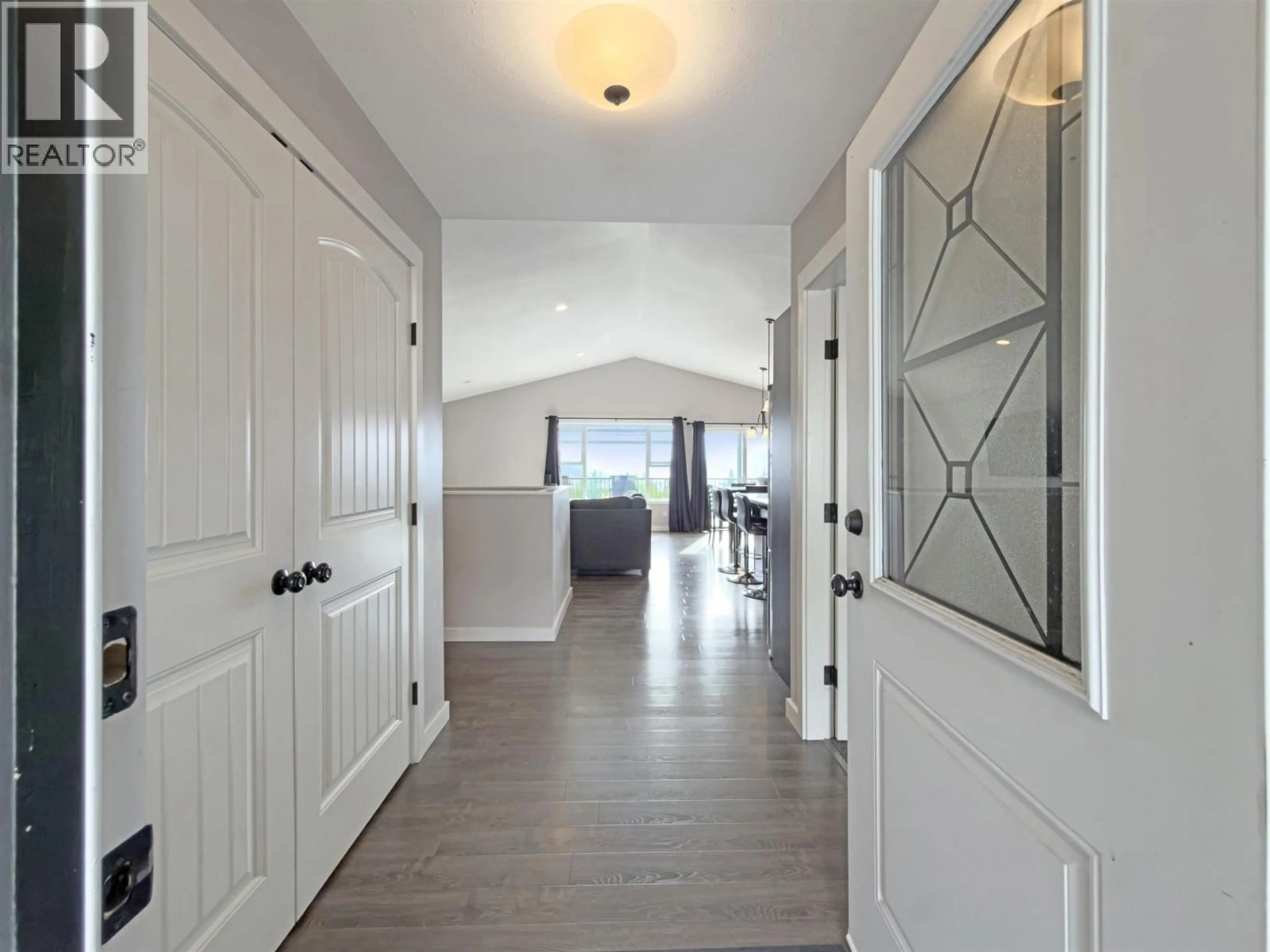 Indoor entryway for 310 FOSTER WAY, Williams Lake British Columbia V2G5N5