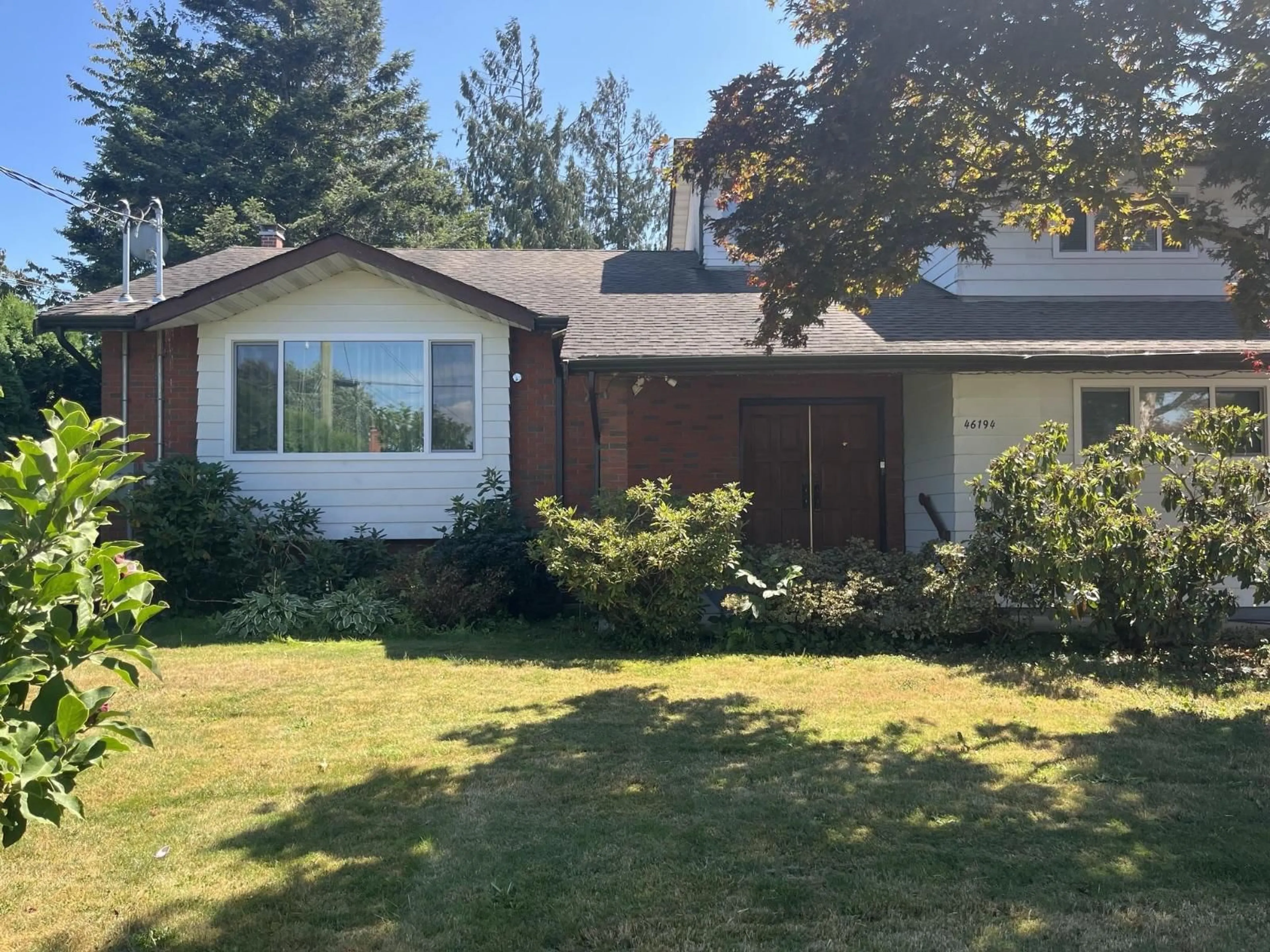 Home with vinyl exterior material, unknown for 46194 GREENWOOD DRIVE, Chilliwack British Columbia V2R4C8