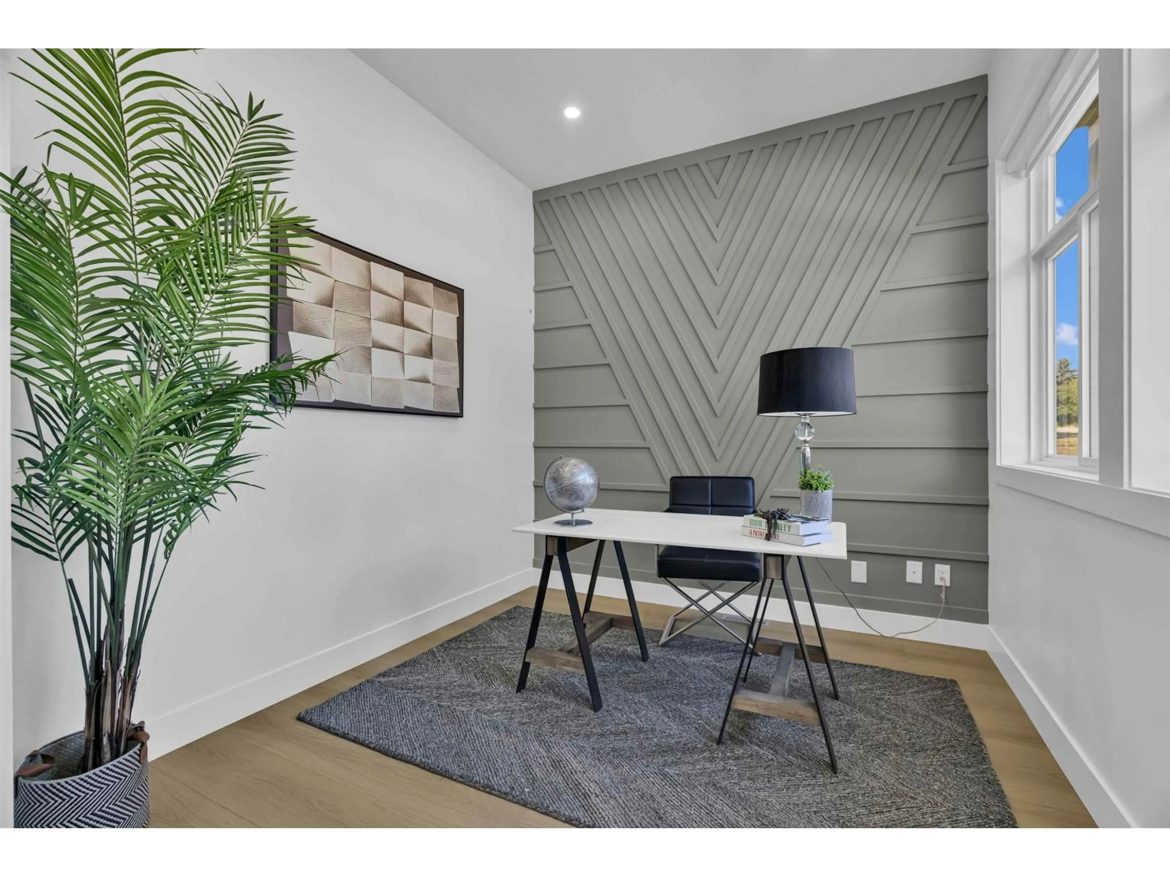 Unknown for 2045 168 STREET, Surrey British Columbia V3Z1H1