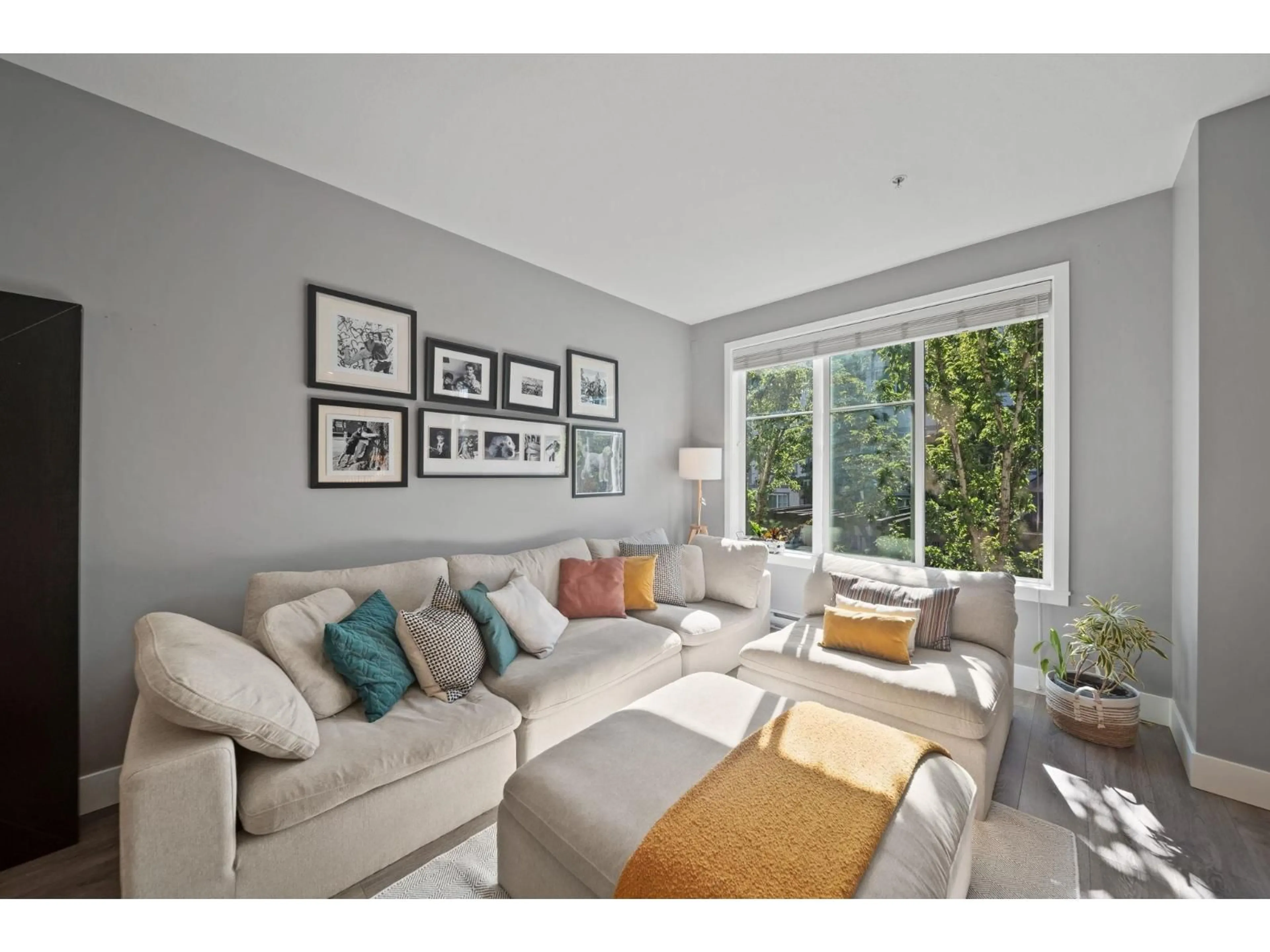Living room with furniture, unknown for 27 - 8217 204B STREET, Langley British Columbia V2Y0V6