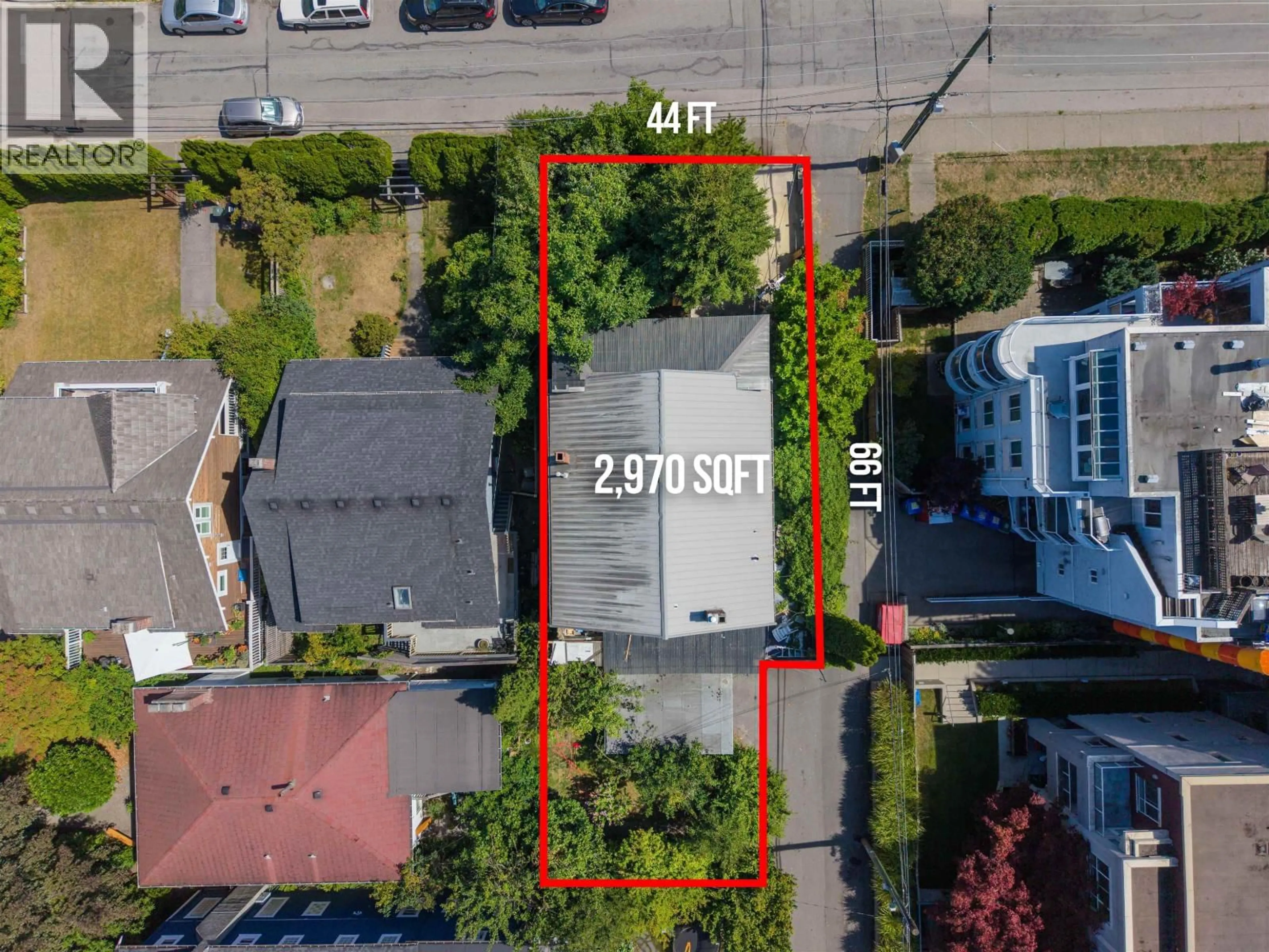 A pic from outside/outdoor area/front of a property/back of a property/a pic from drone, street for 2413 COLLINGWOOD STREET, Vancouver British Columbia V6R3L3