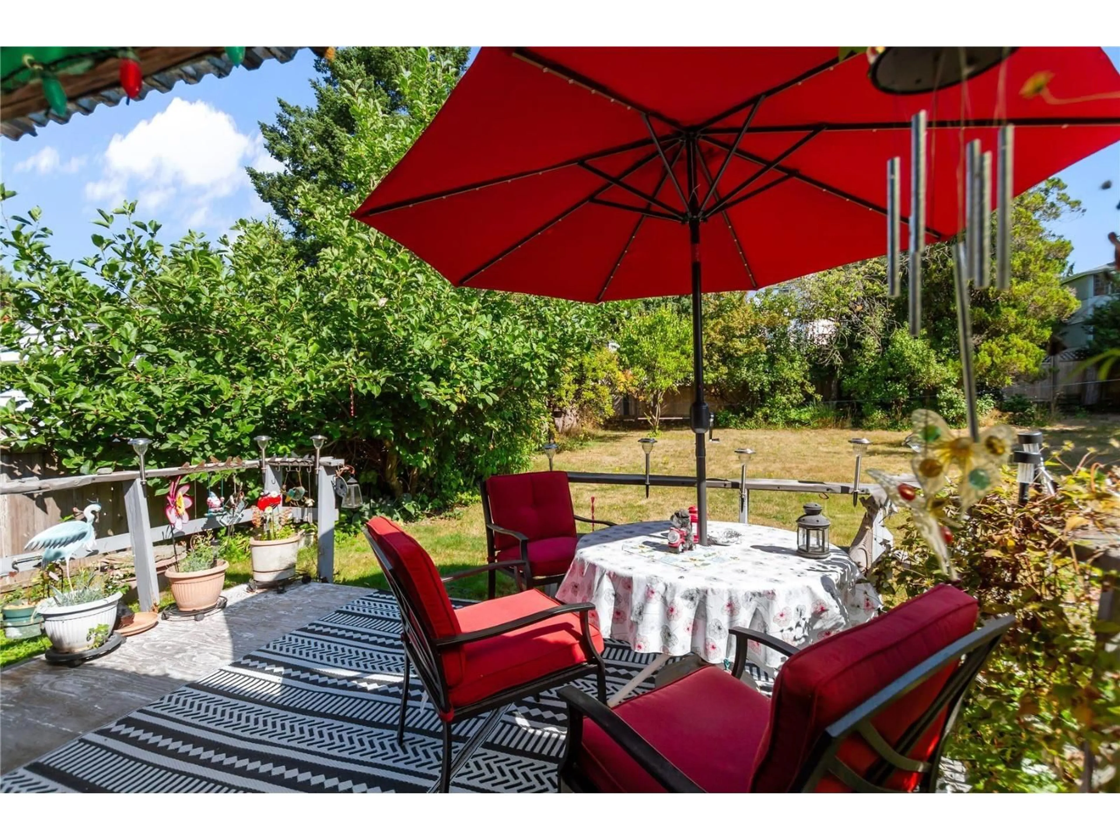 Patio, water/lake/river/ocean view for 13897 100 AVENUE, Surrey British Columbia V3T1J4