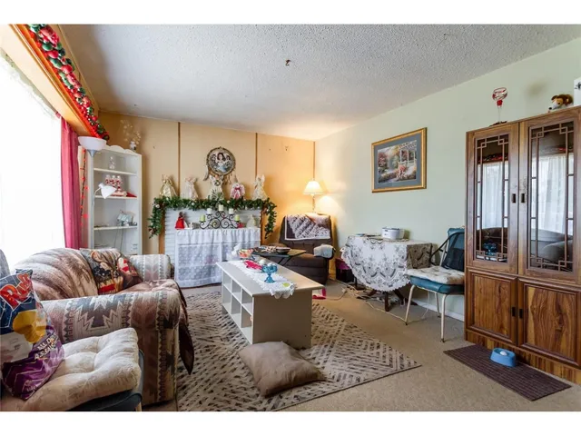 13897 100 AVENUE, Surrey 5