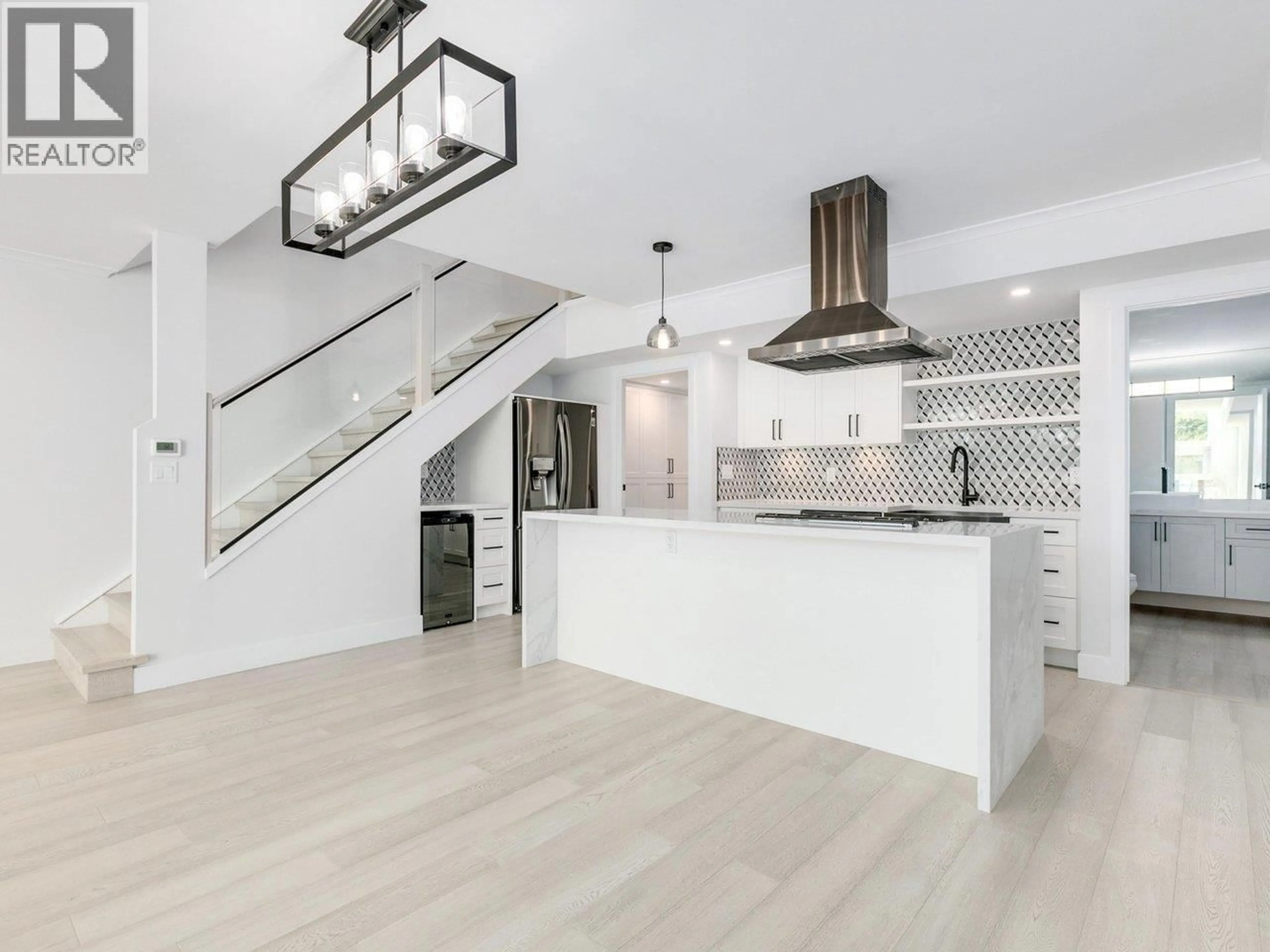 Open concept kitchen, unknown for 110 - 1350 VIEW CRESCENT, Delta British Columbia V4L2K3
