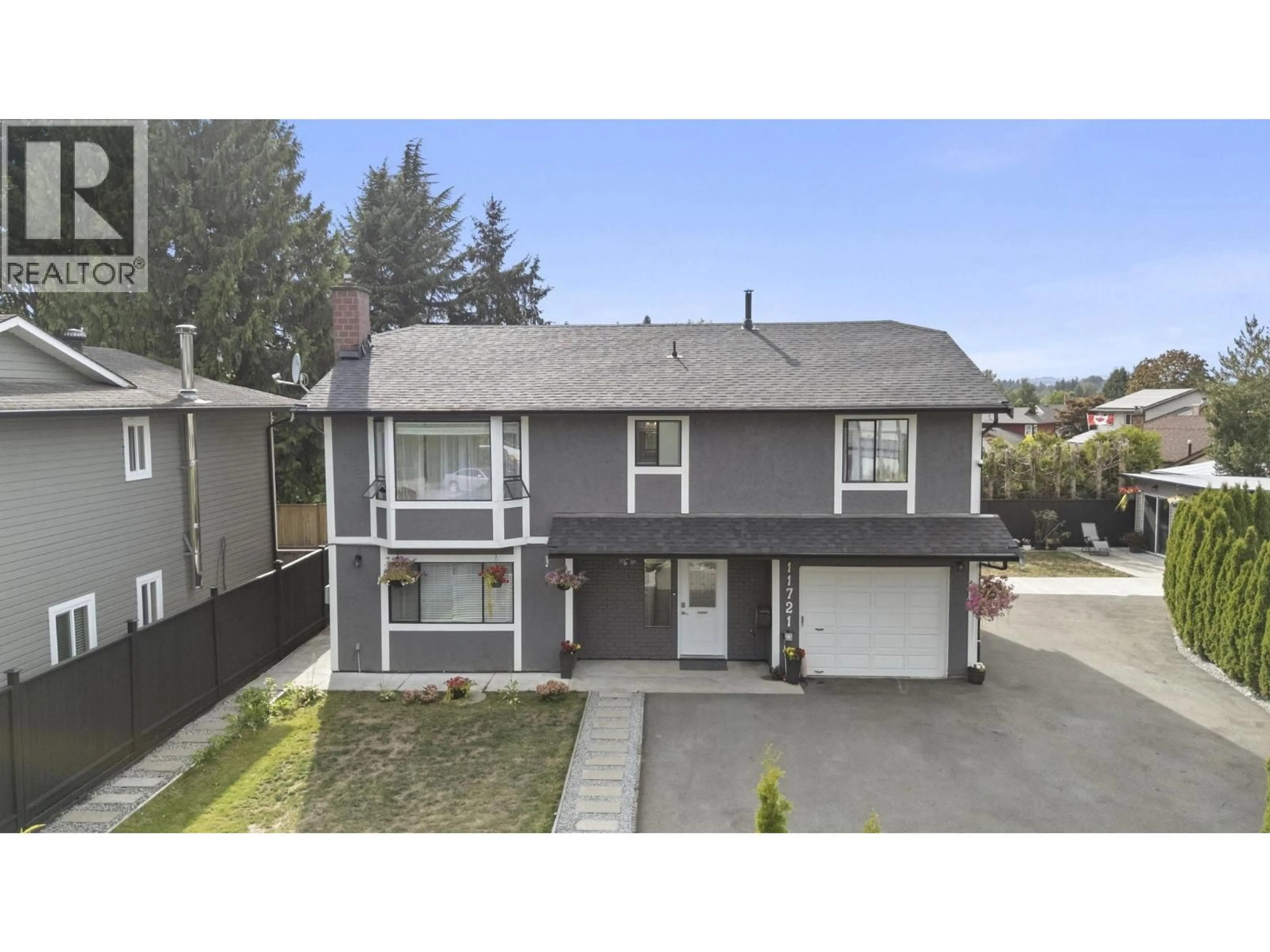 Home with vinyl exterior material, street for 11721 FURUKAWA PLACE, Maple Ridge British Columbia V2X8T6