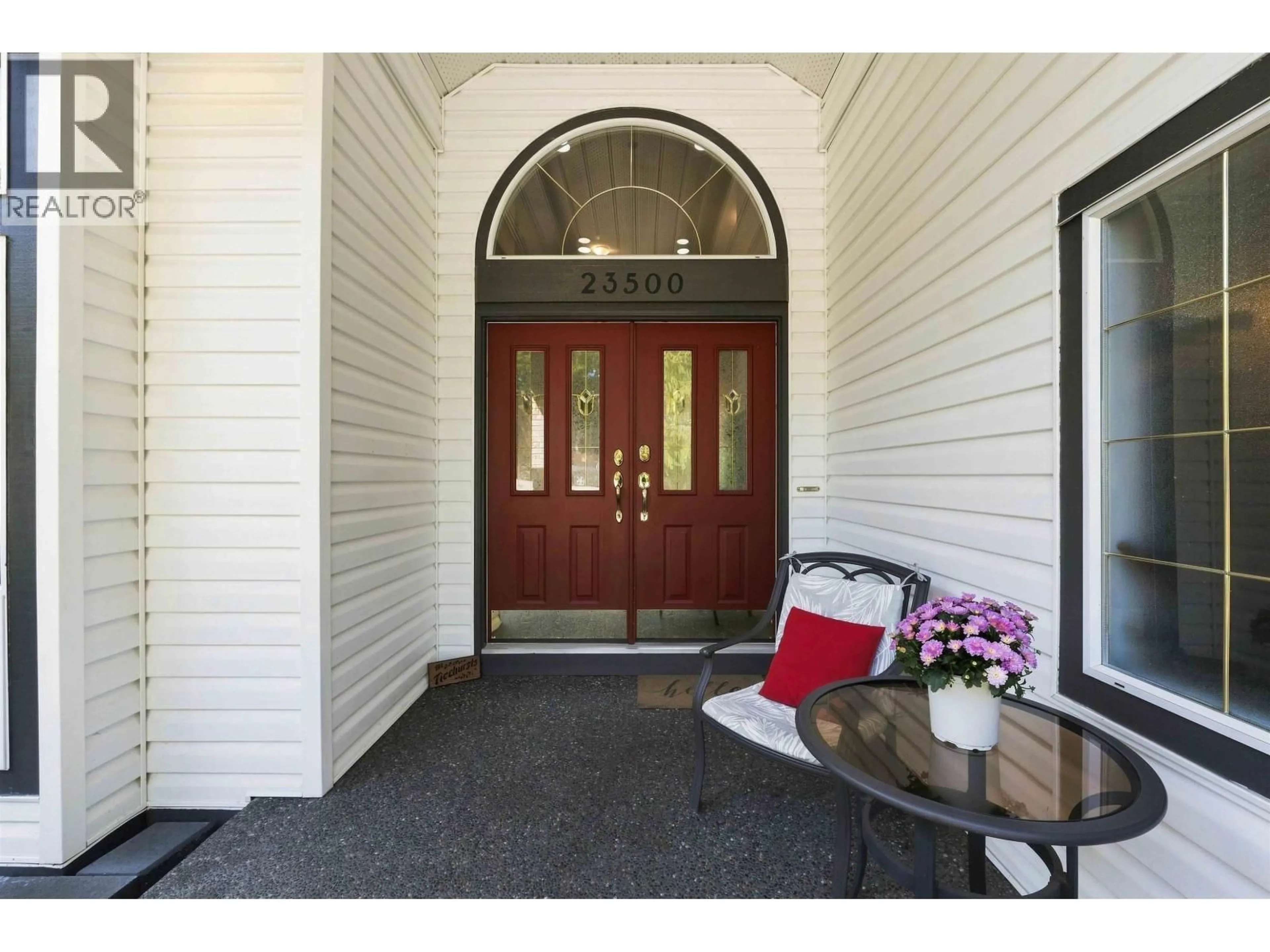 Indoor entryway for 23500 109 AVENUE, Maple Ridge British Columbia V2W1A8