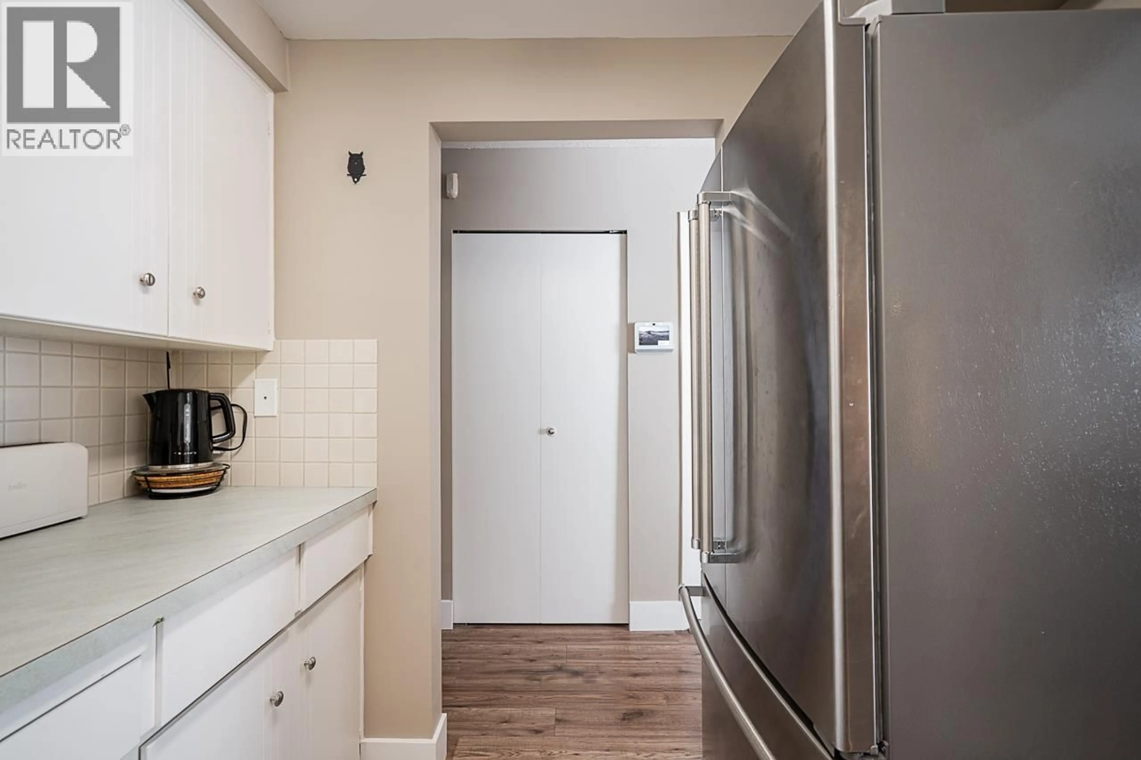 Standard kitchen, unknown for 12169 222 STREET, Maple Ridge British Columbia V2X5W4