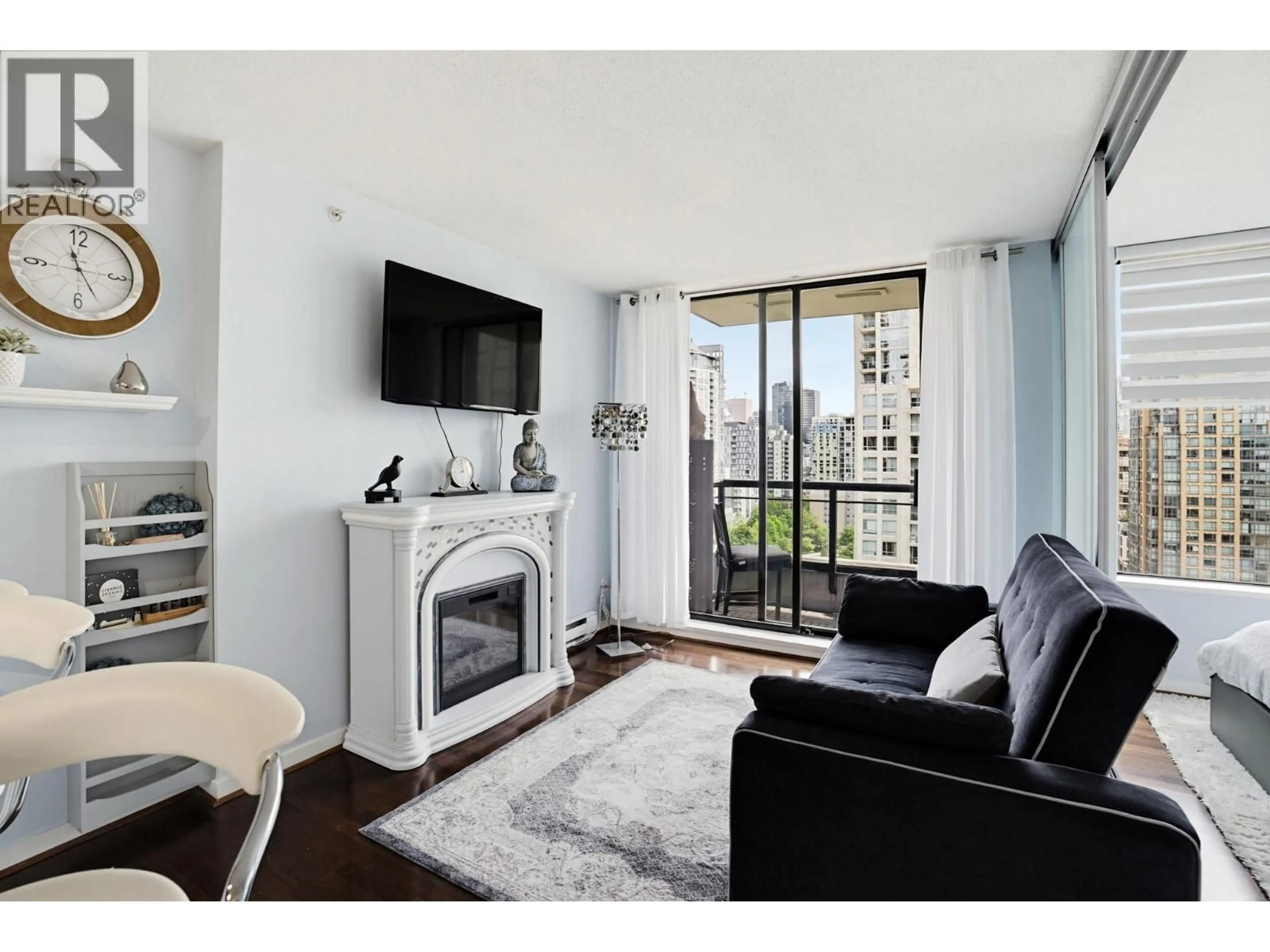 Living room with furniture, unknown for 1703 - 1295 RICHARDS STREET, Vancouver British Columbia V6B4K8