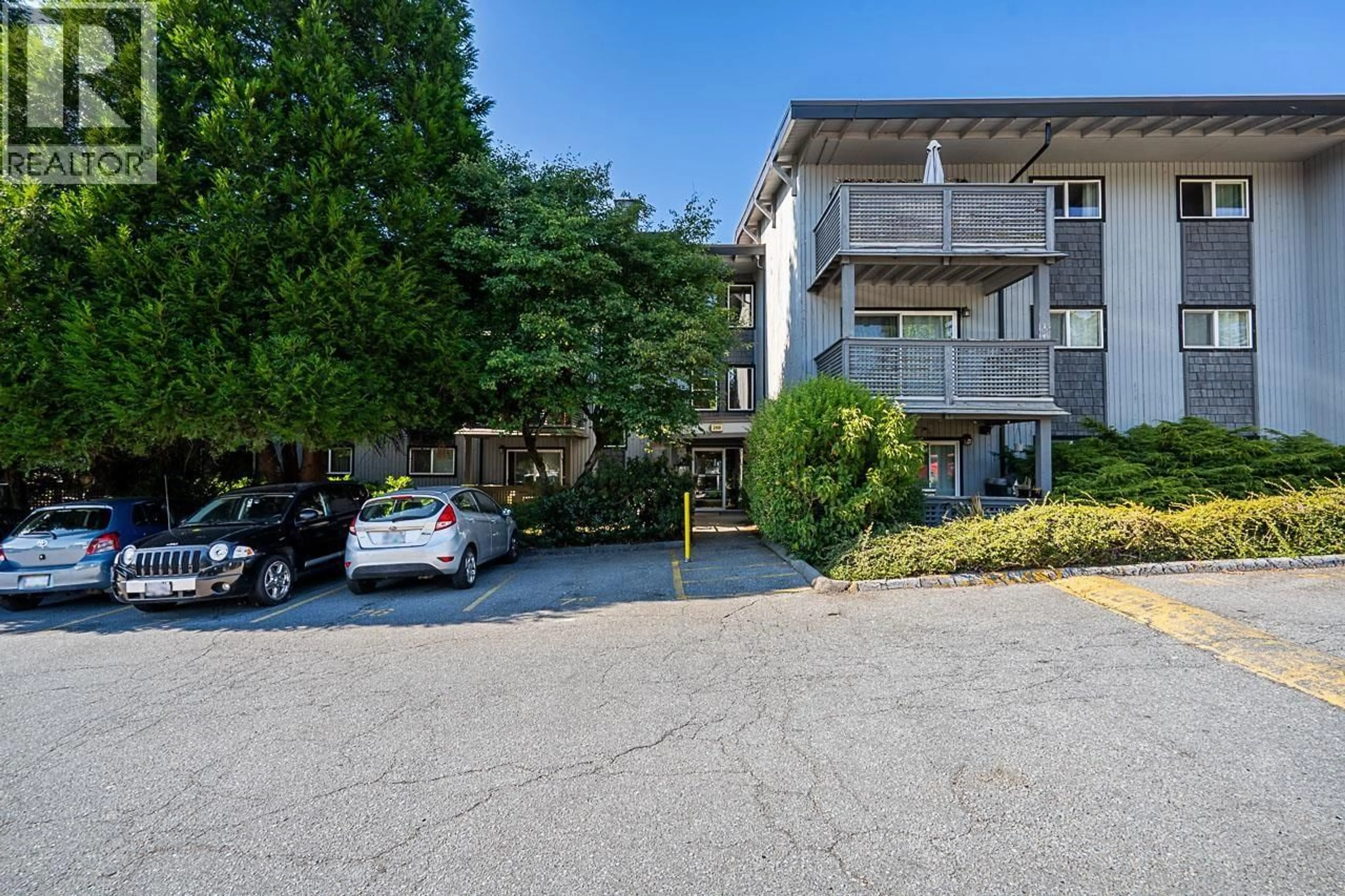 Patio, unknown for 167 - 200 WESTHILL PLACE, Port Moody British Columbia V3H1V2