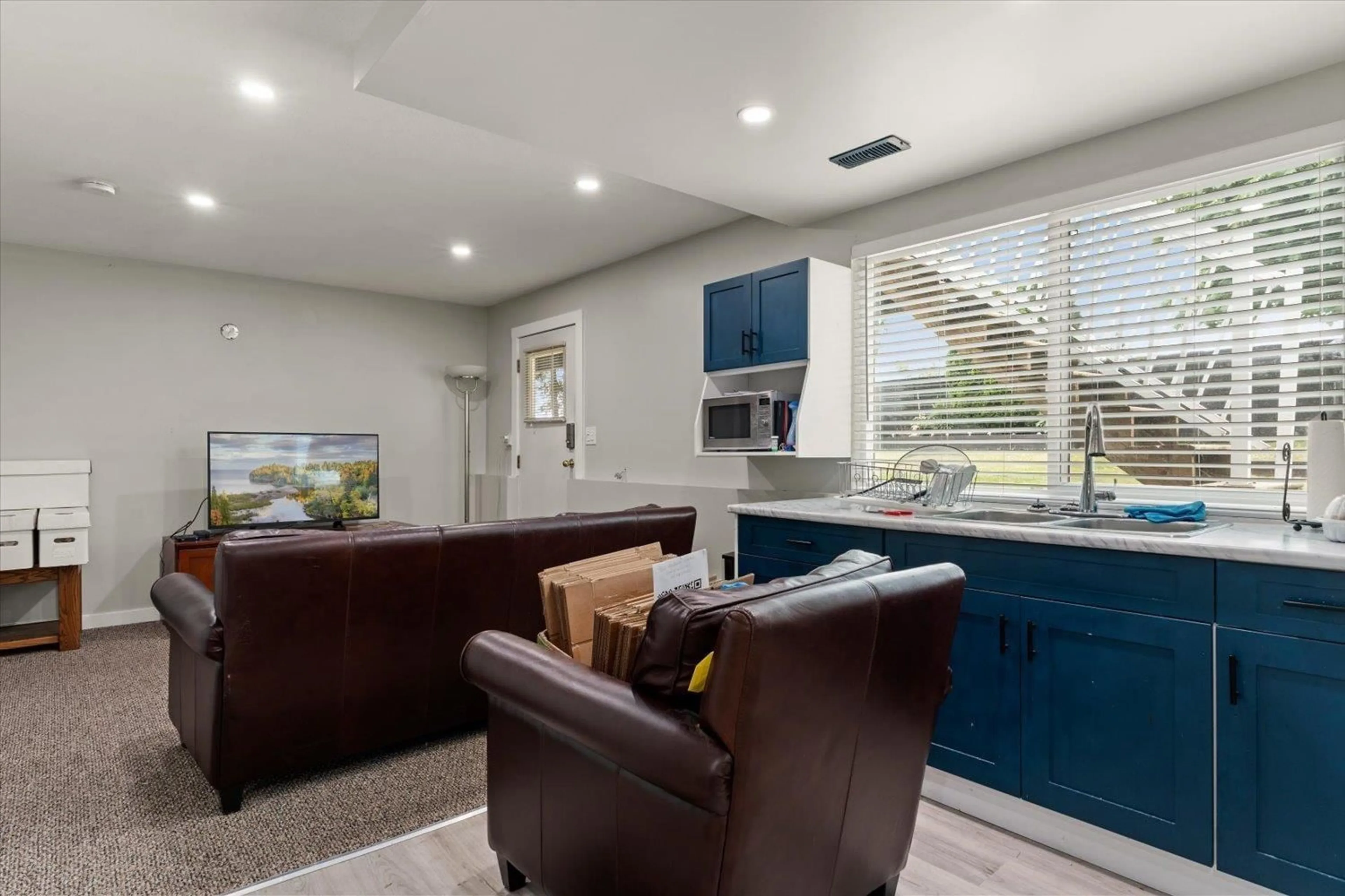 Unknown for 34870 CASSIAR COURT, Abbotsford British Columbia V2S7G9