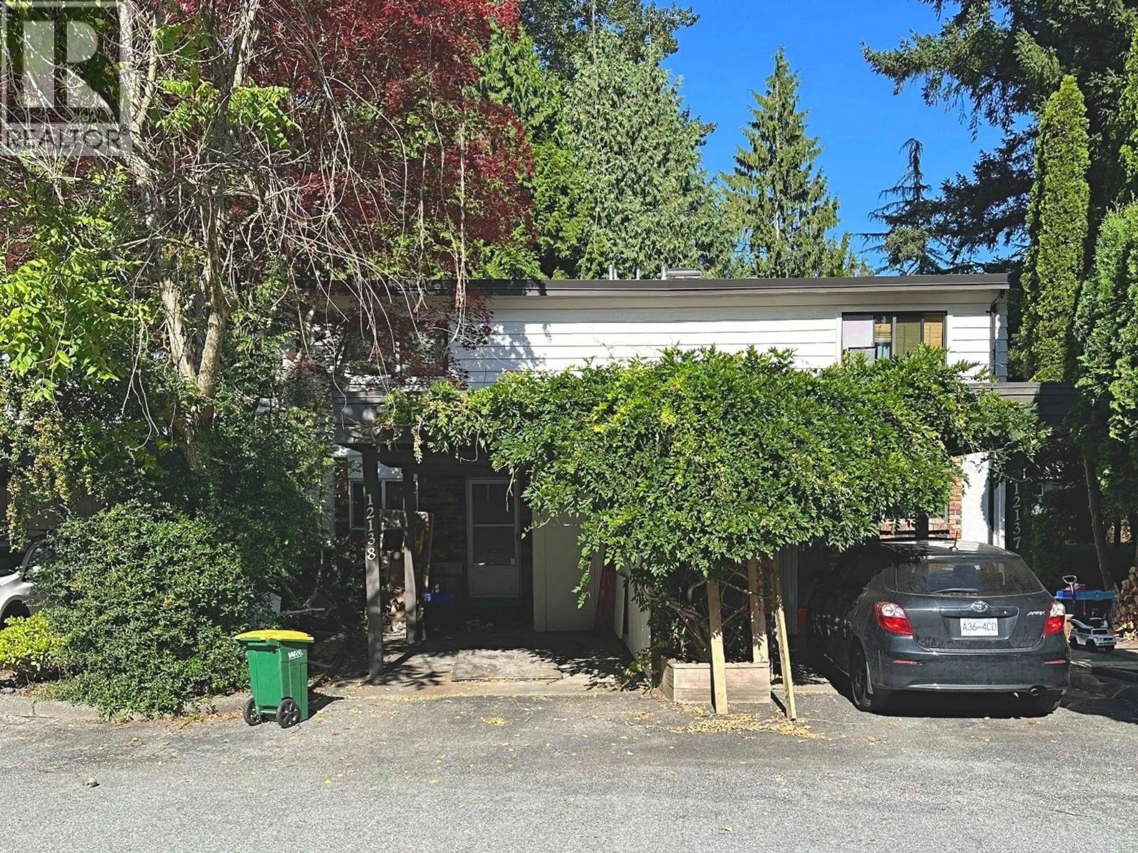 A pic from outside/outdoor area/front of a property/back of a property/a pic from drone, street for 12138 FABER CRESCENT, Maple Ridge British Columbia V2X8A1