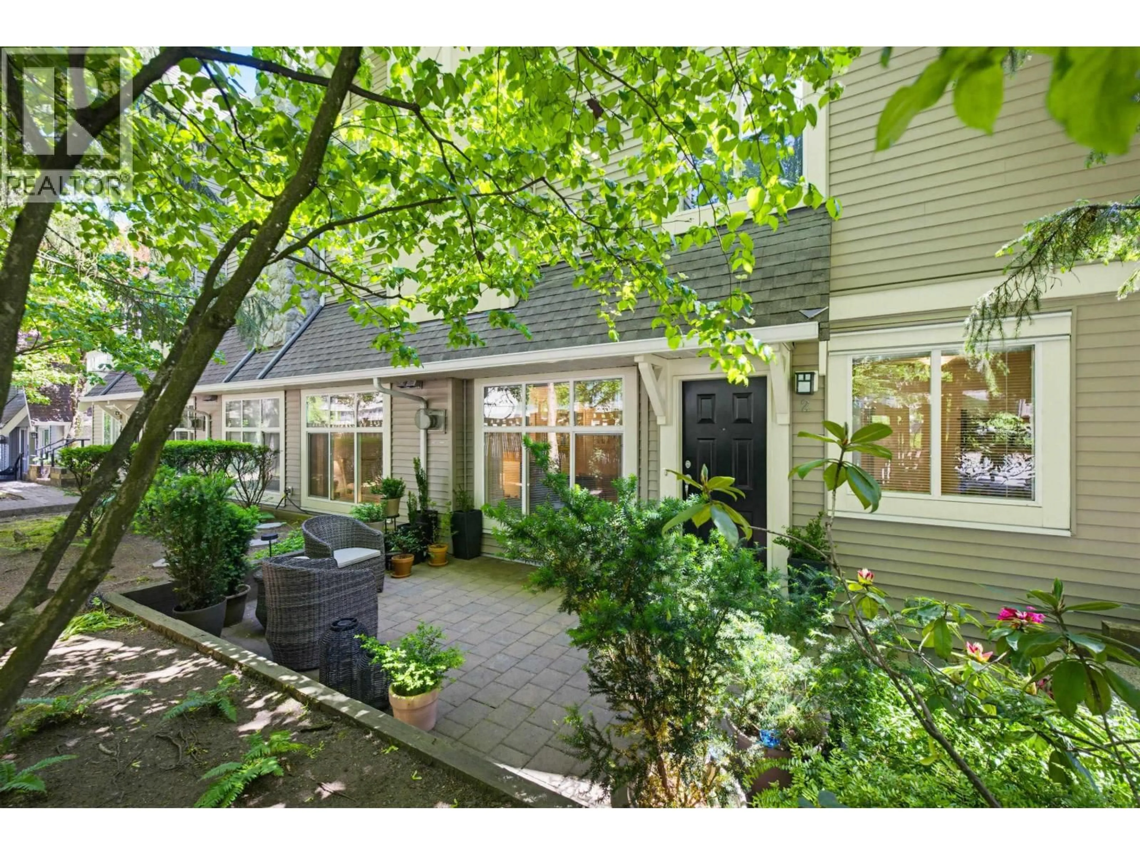 Unknown for 2 - 1071 LYNN VALLEY ROAD, North Vancouver British Columbia V7J1Z6