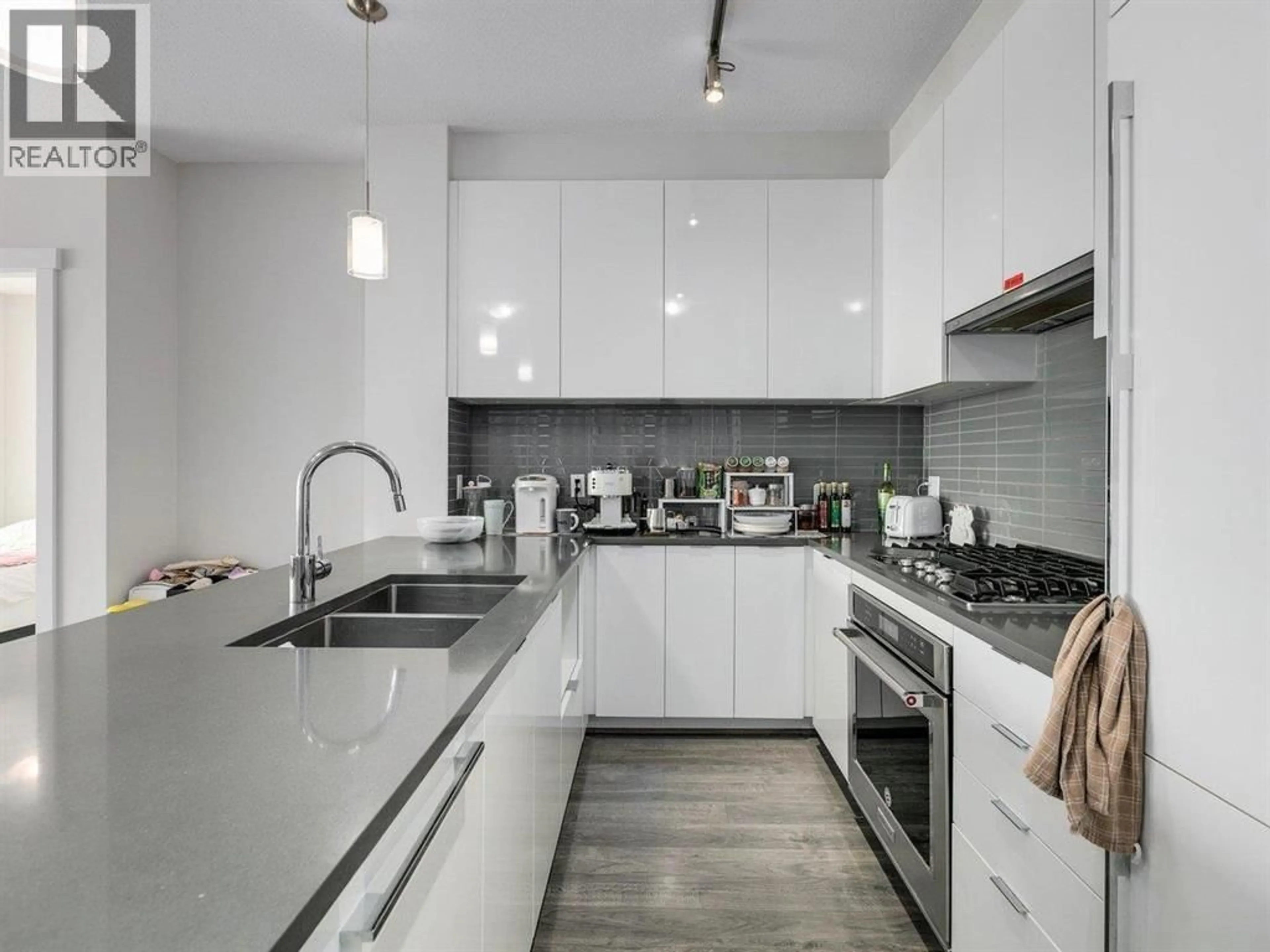 Contemporary kitchen, unknown for 613 - 9388 TOMICKI AVENUE, Richmond British Columbia V6X0P1