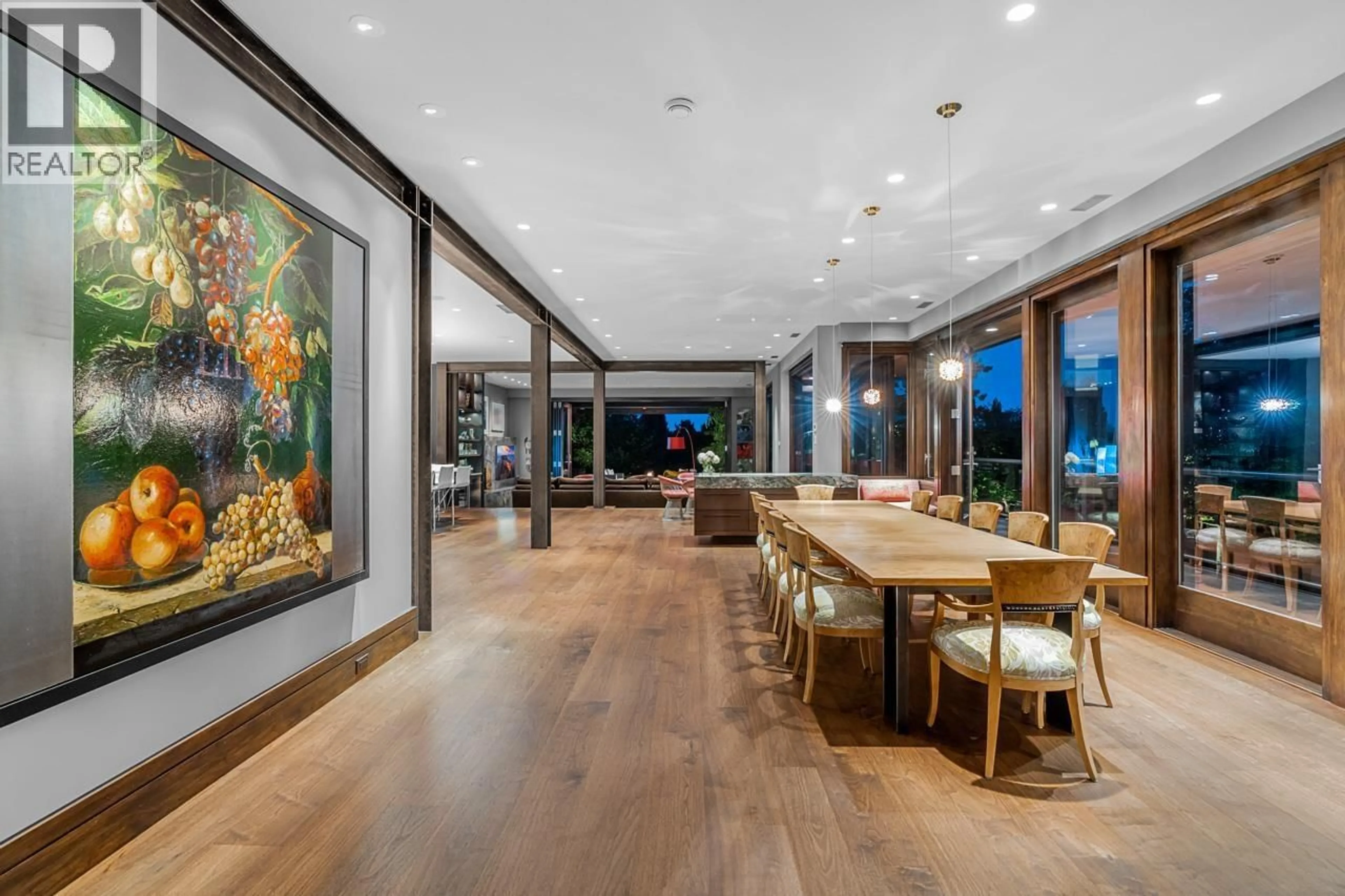 Dining room, wood/laminate floor for 2870 MARINE DRIVE, Vancouver British Columbia V6N3X9