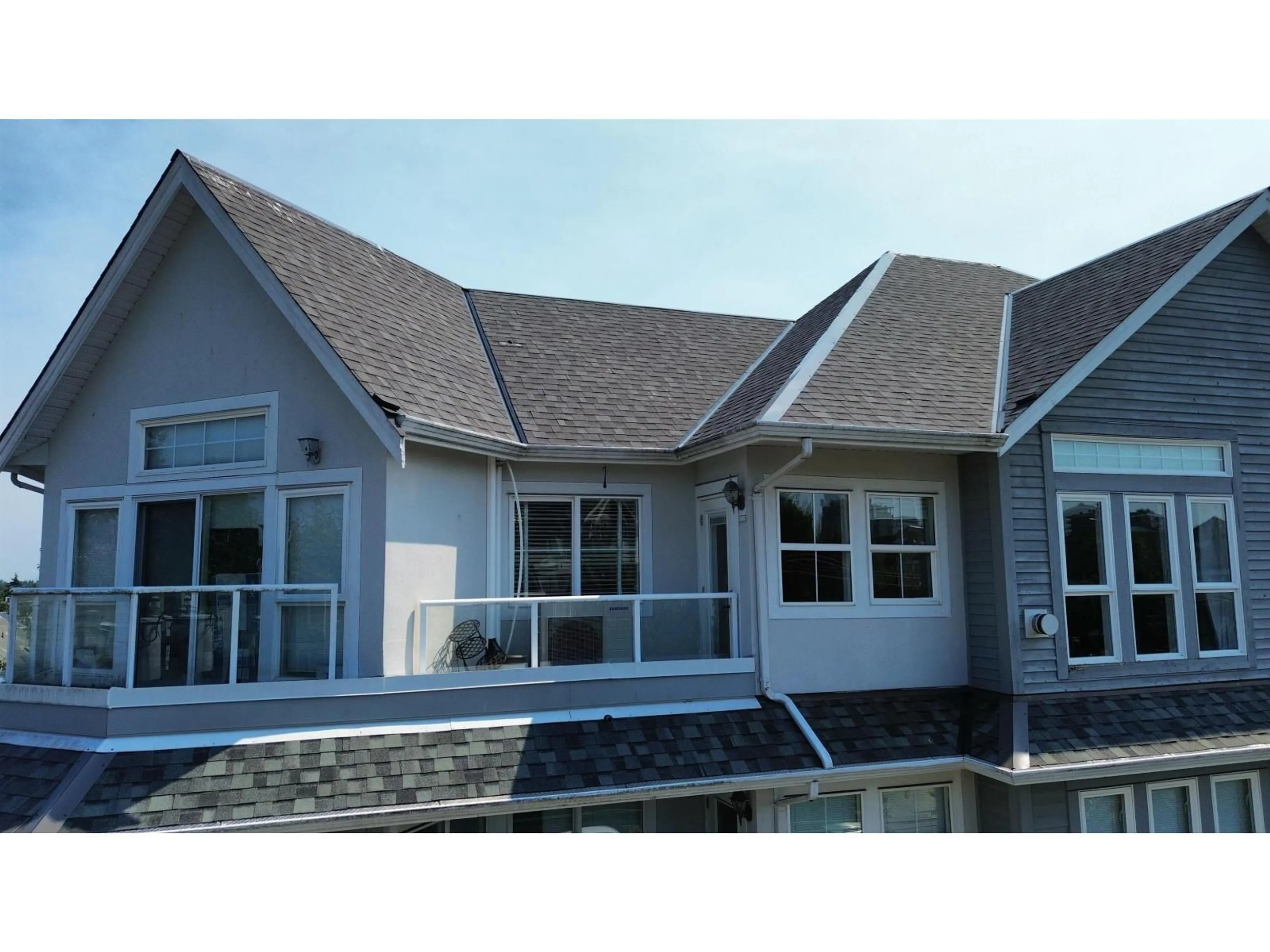Home with vinyl exterior material, unknown for 406 - 1630 154 STREET, Surrey British Columbia V4A9T3