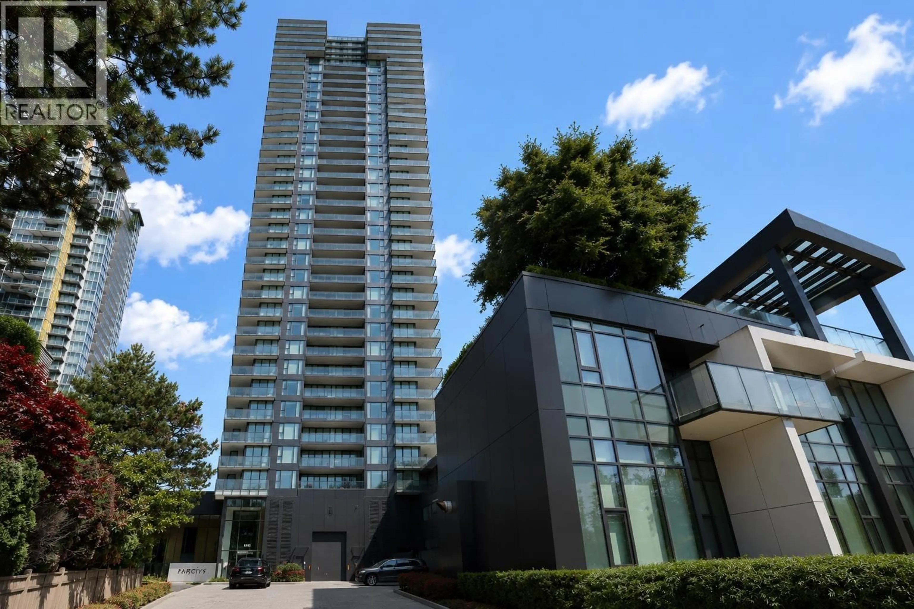 Indoor foyer for 2108 - 6699 DUNBLANE AVENUE, Burnaby British Columbia V5H0J8