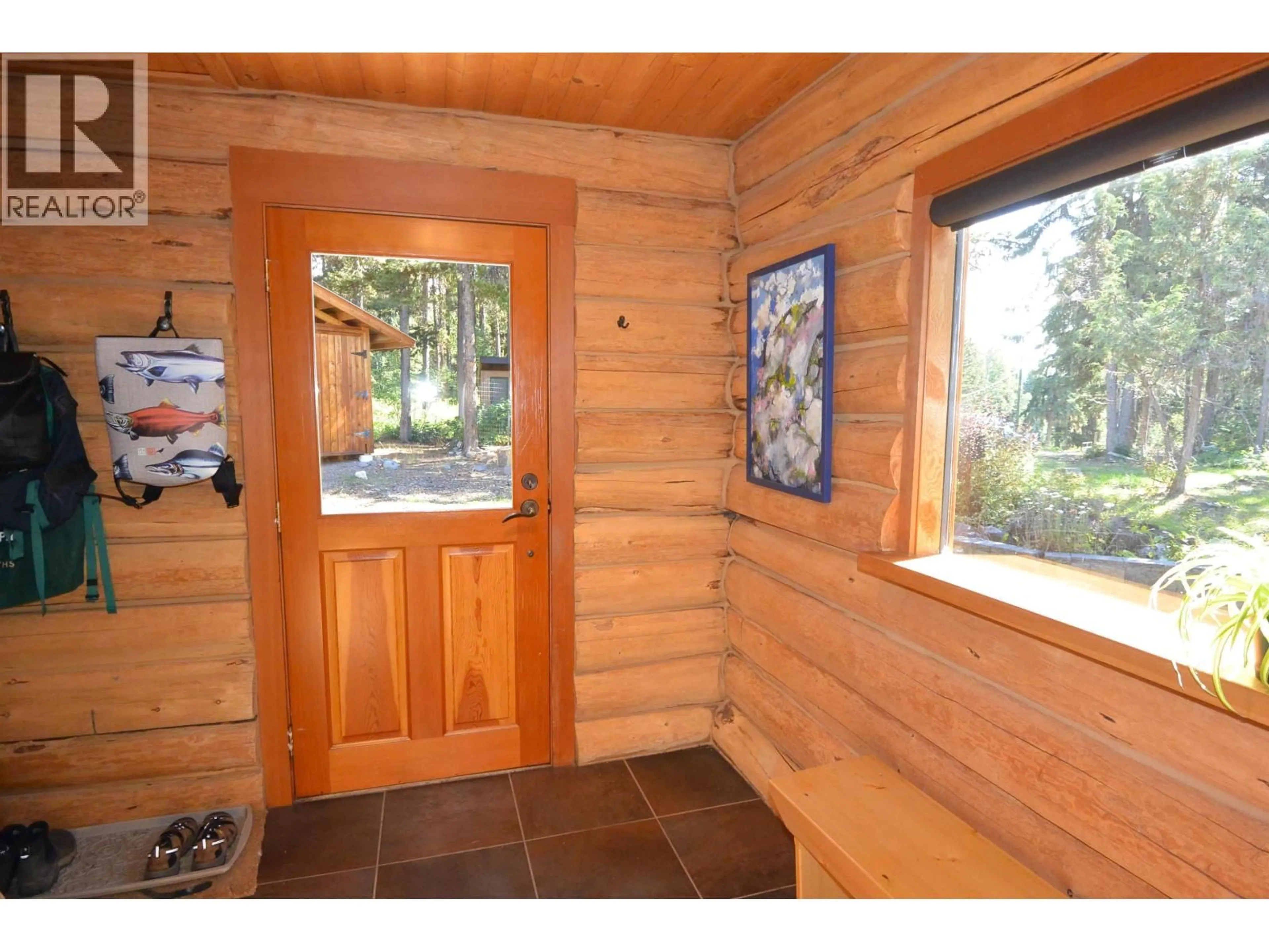 Indoor entryway for 10628 HISLOP ROAD, Telkwa British Columbia V0J2X1