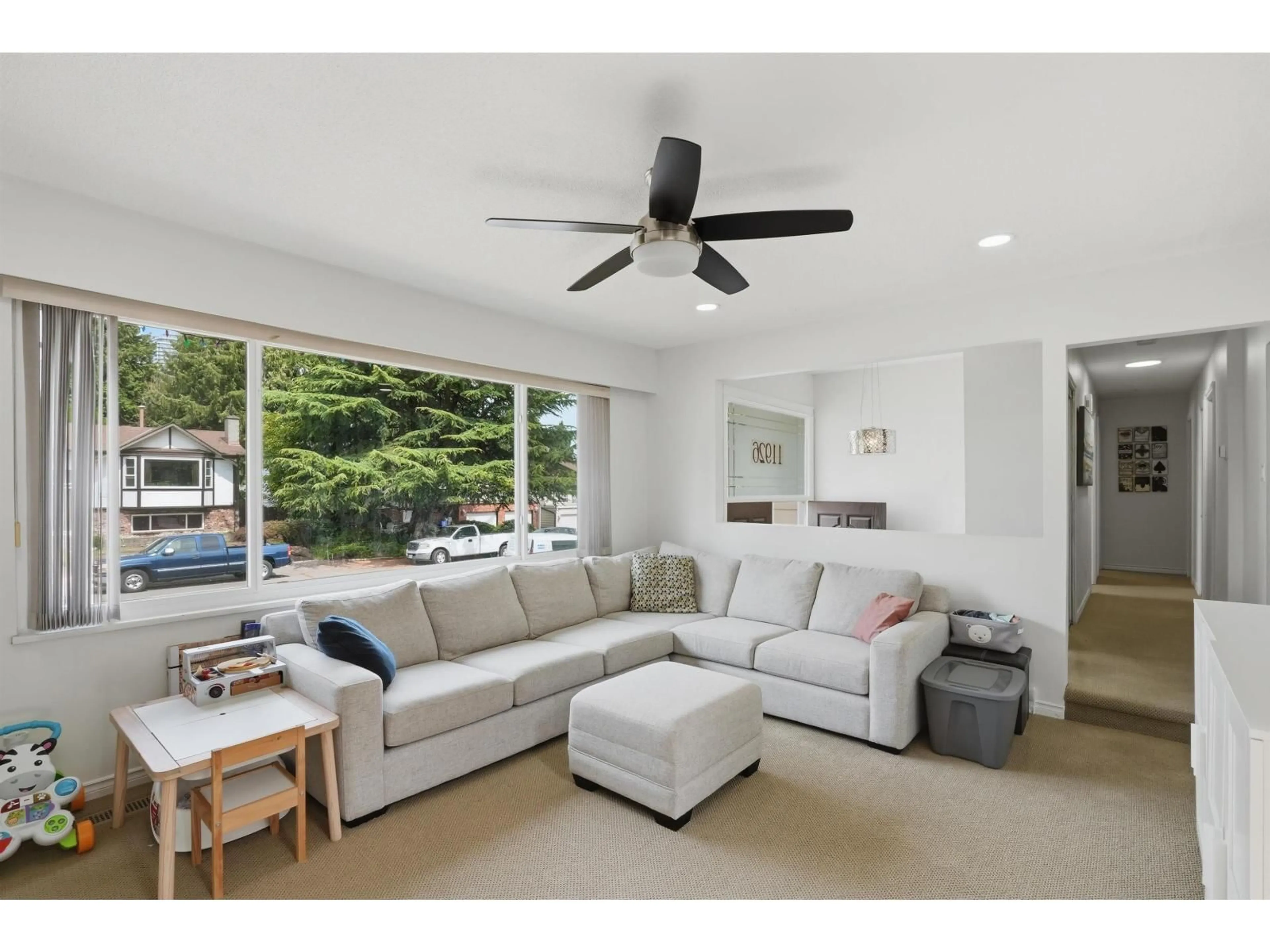 Living room with furniture, unknown for 11926 77A AVENUE, Surrey British Columbia V4C7K1