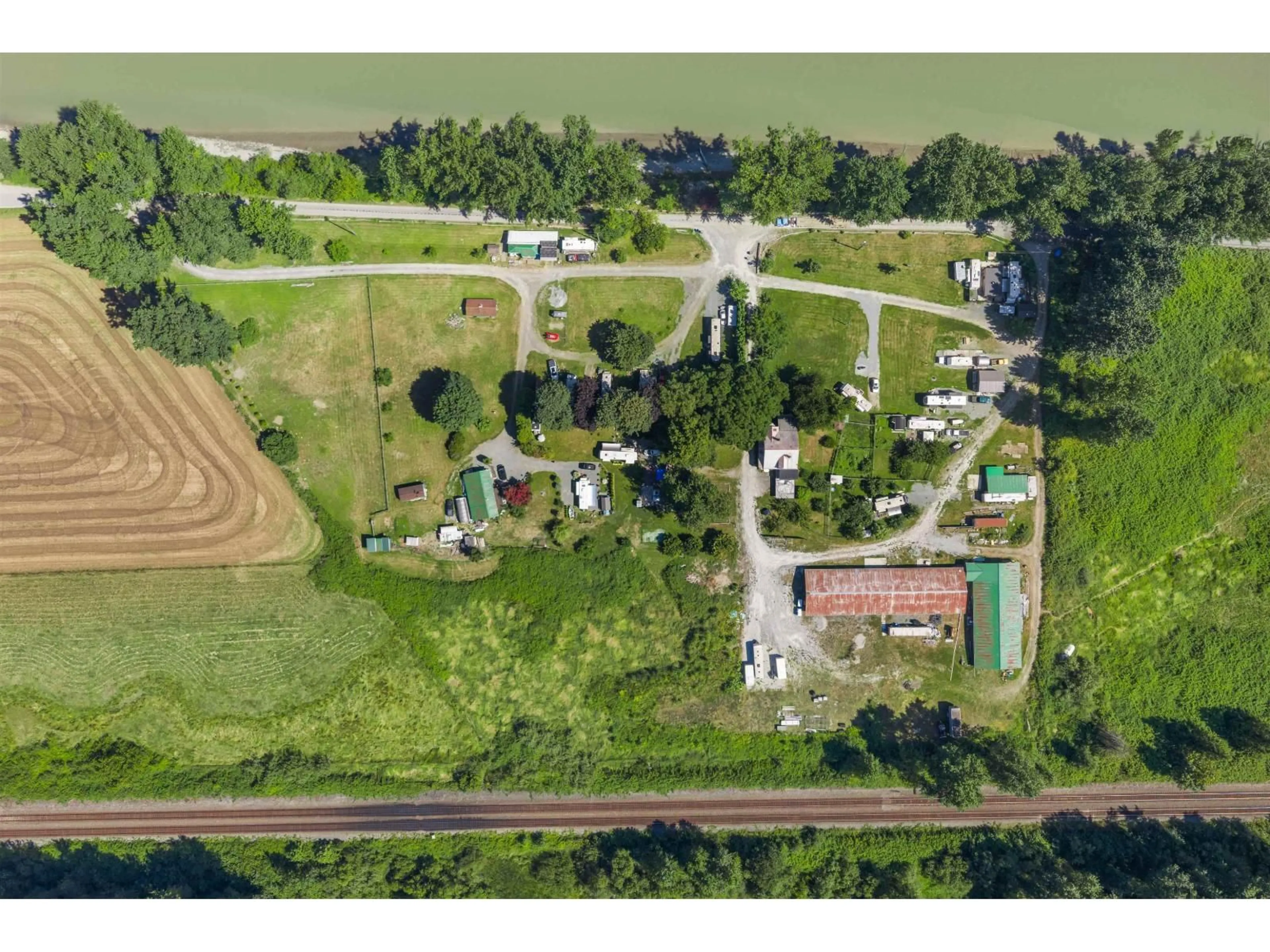 A pic from outside/outdoor area/front of a property/back of a property/a pic from drone, unknown for 29464 RIVER ROAD, Abbotsford British Columbia V4X2H2
