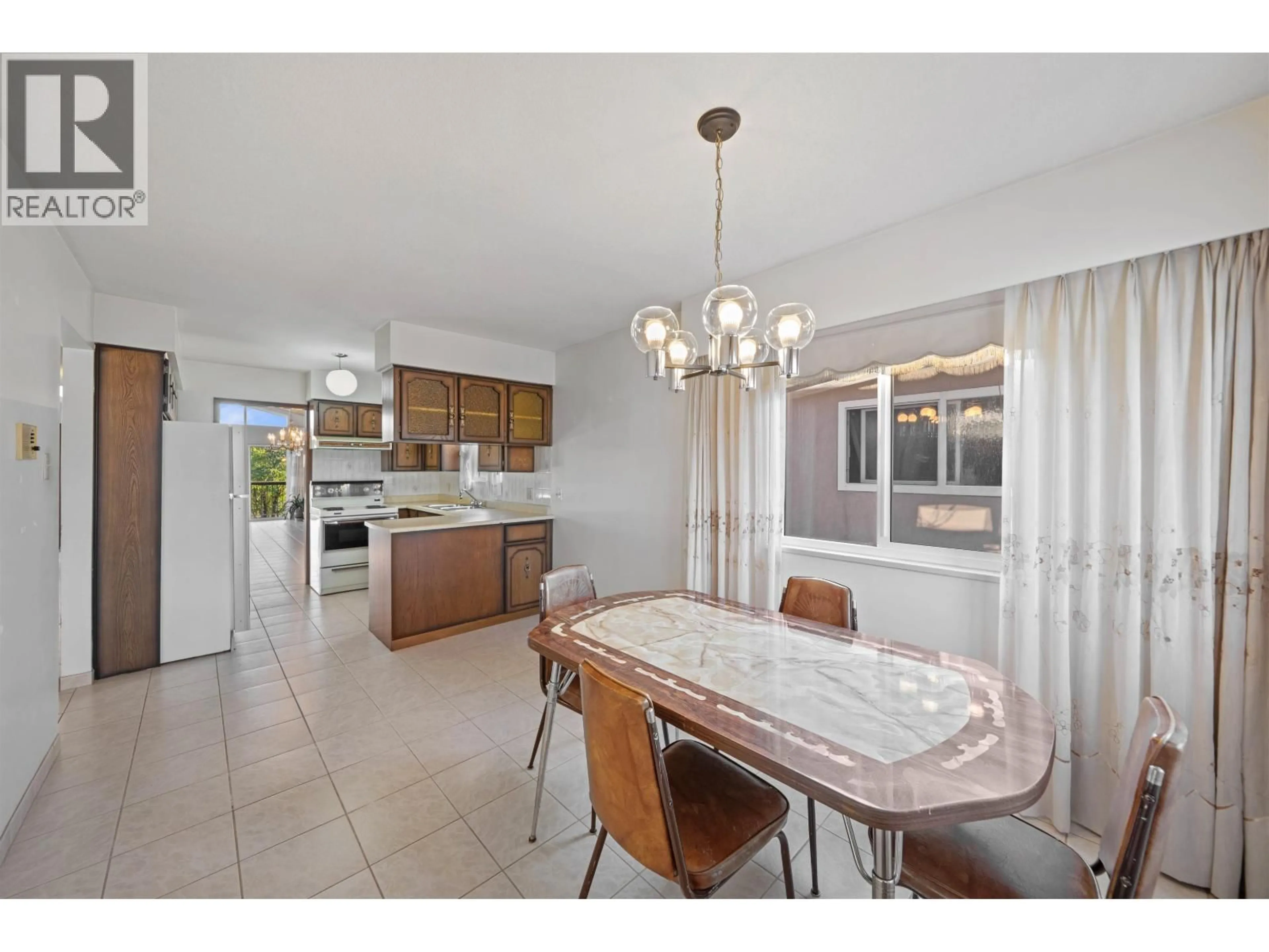 Unknown for 4741 UNION STREET, Burnaby British Columbia V5C2Y5