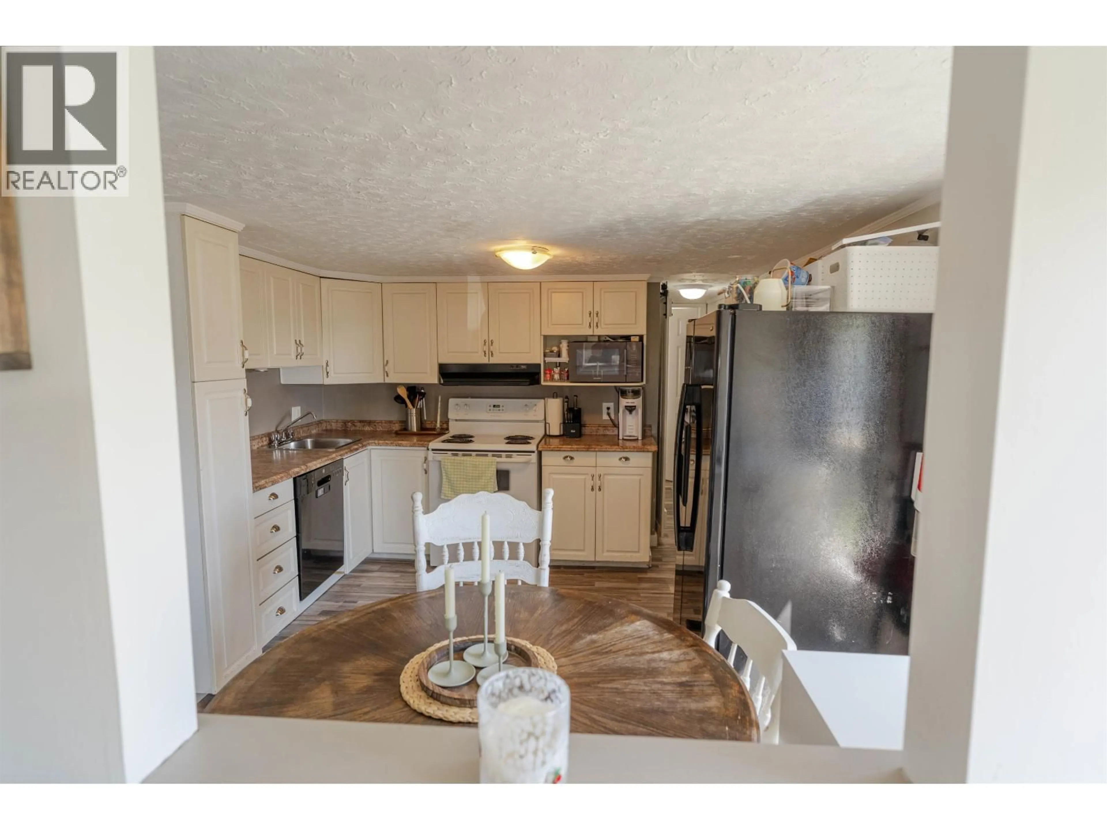 Standard kitchen, unknown for 126 - 8420 ALASKA ROAD, Fort St. John British Columbia V1J4J6