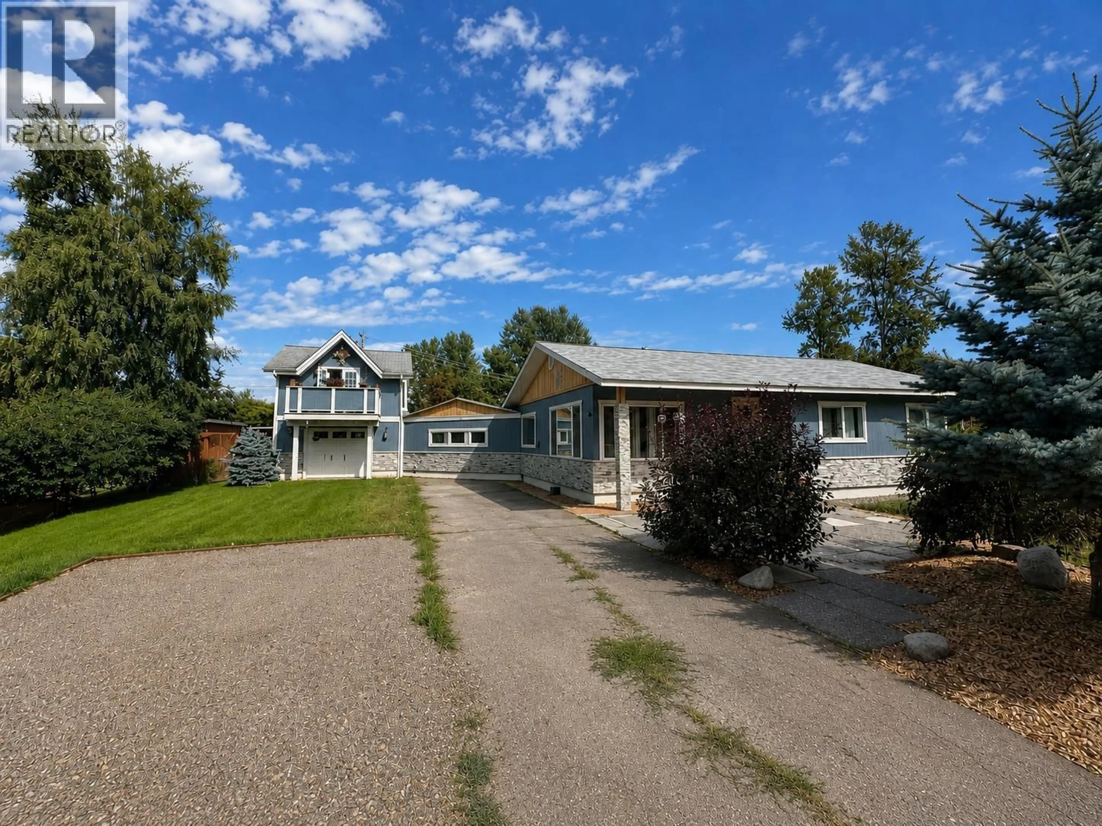 A pic from outside/outdoor area/front of a property/back of a property/a pic from drone, unknown for 3672 BROADWAY AVENUE, Smithers British Columbia V0J2N0