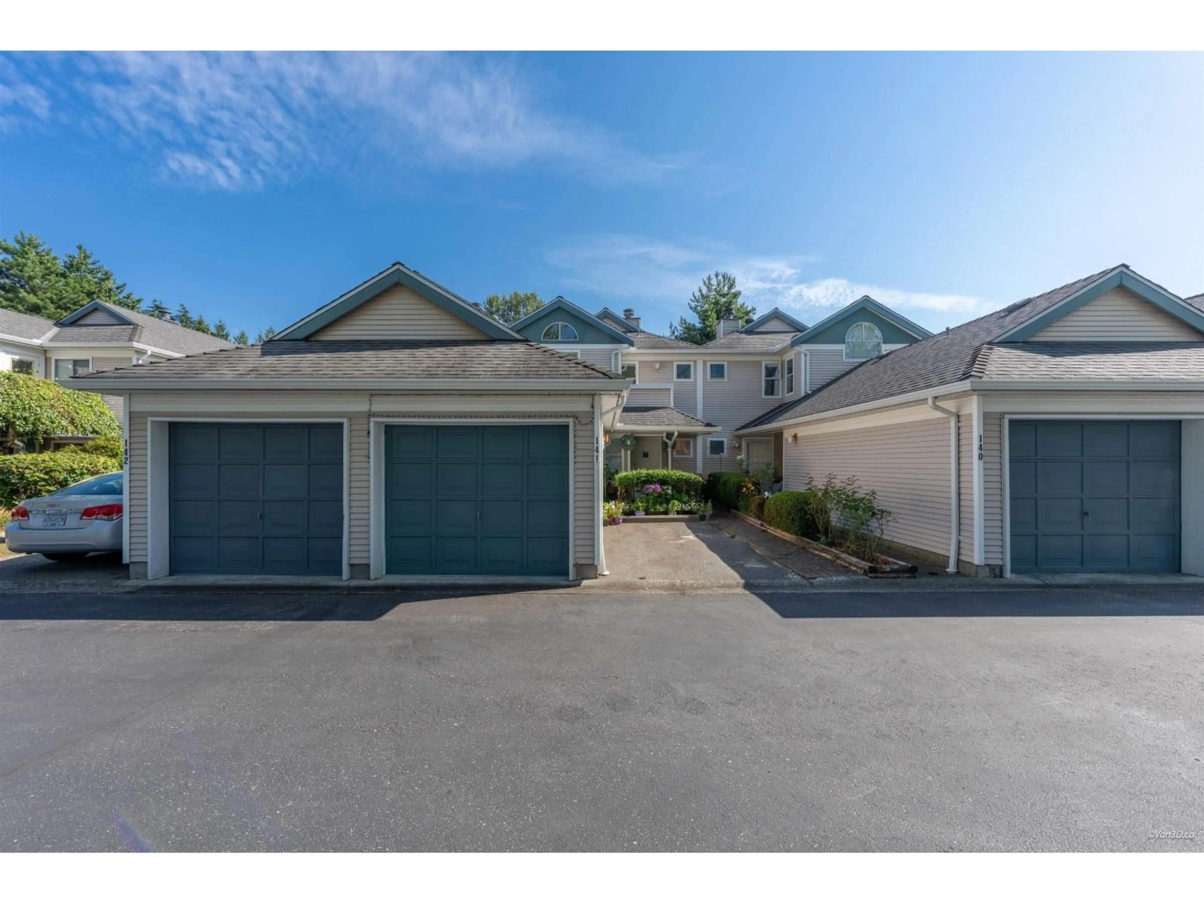 A pic from outside/outdoor area/front of a property/back of a property/a pic from drone, street for 141 - 14154 103 AVENUE, Surrey British Columbia V3T4Z6