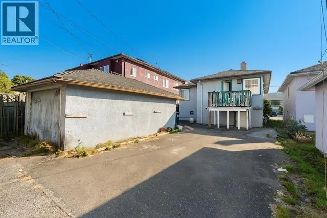 6779 MAIN STREET, Vancouver 3