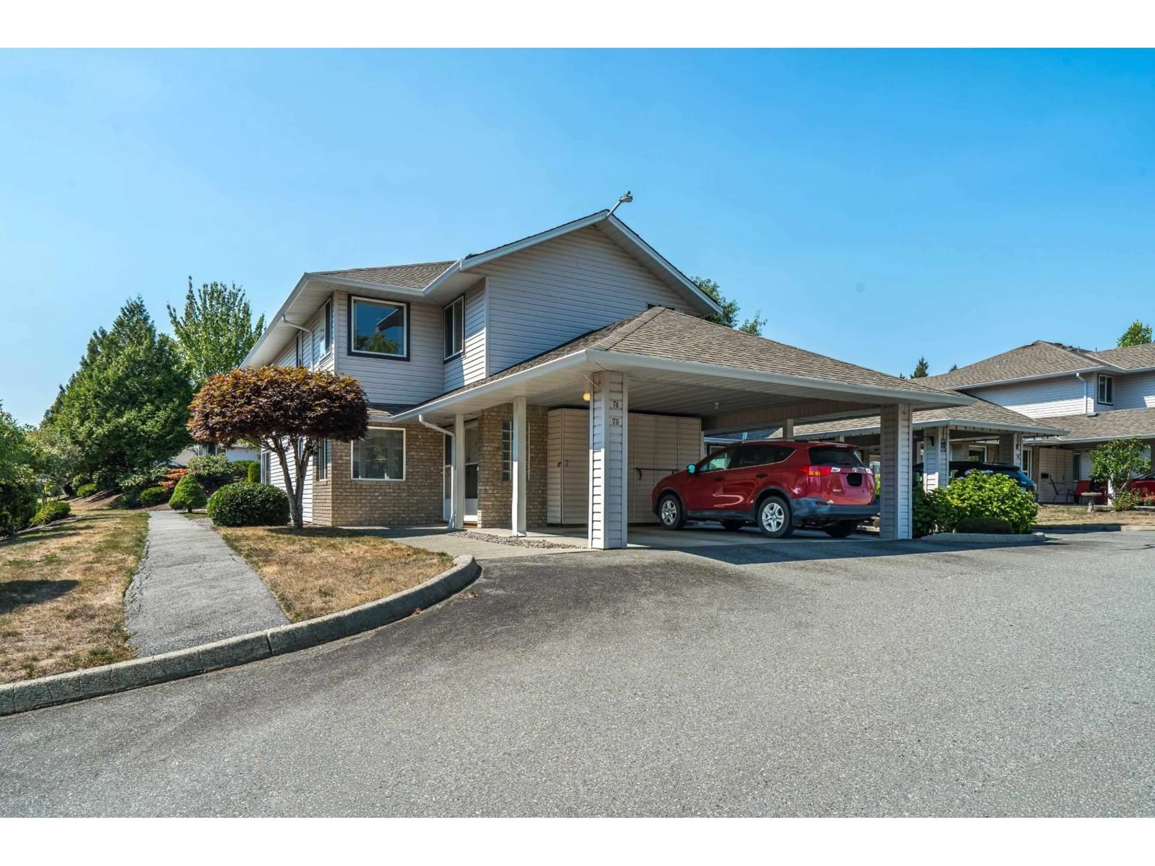 Indoor garage for 75 - 15020 66A AVENUE, Surrey British Columbia V3S2A5
