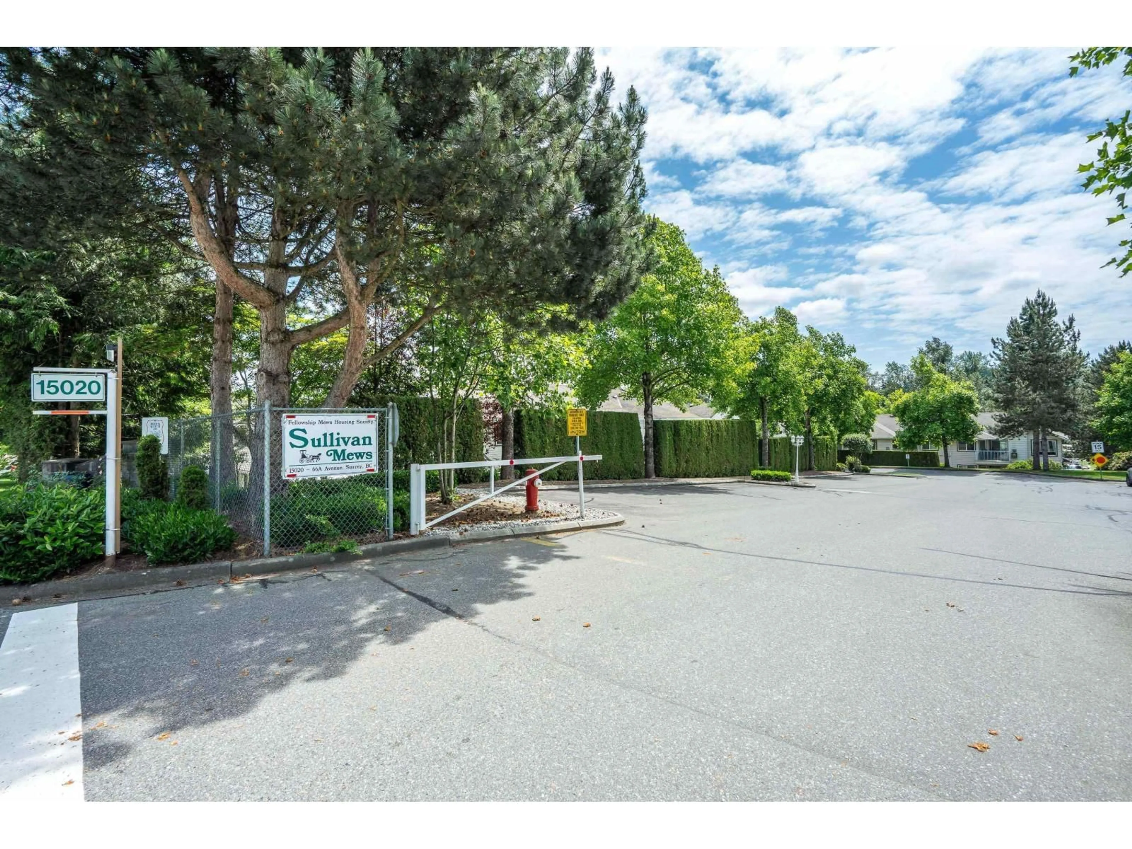 Unknown for 75 - 15020 66A AVENUE, Surrey British Columbia V3S2A5