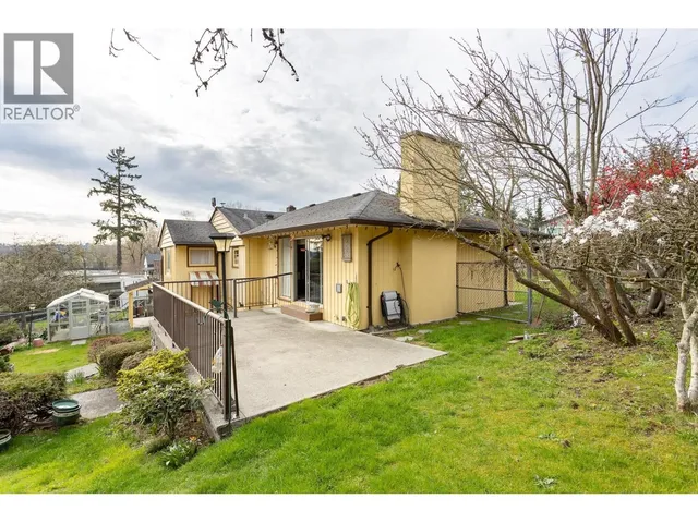 1874 HILLSIDE AVENUE, Coquitlam 3