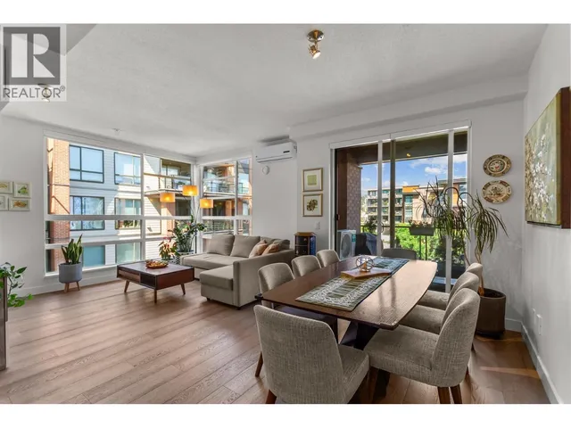 404 - 719 3RD STREET, North Vancouver 2