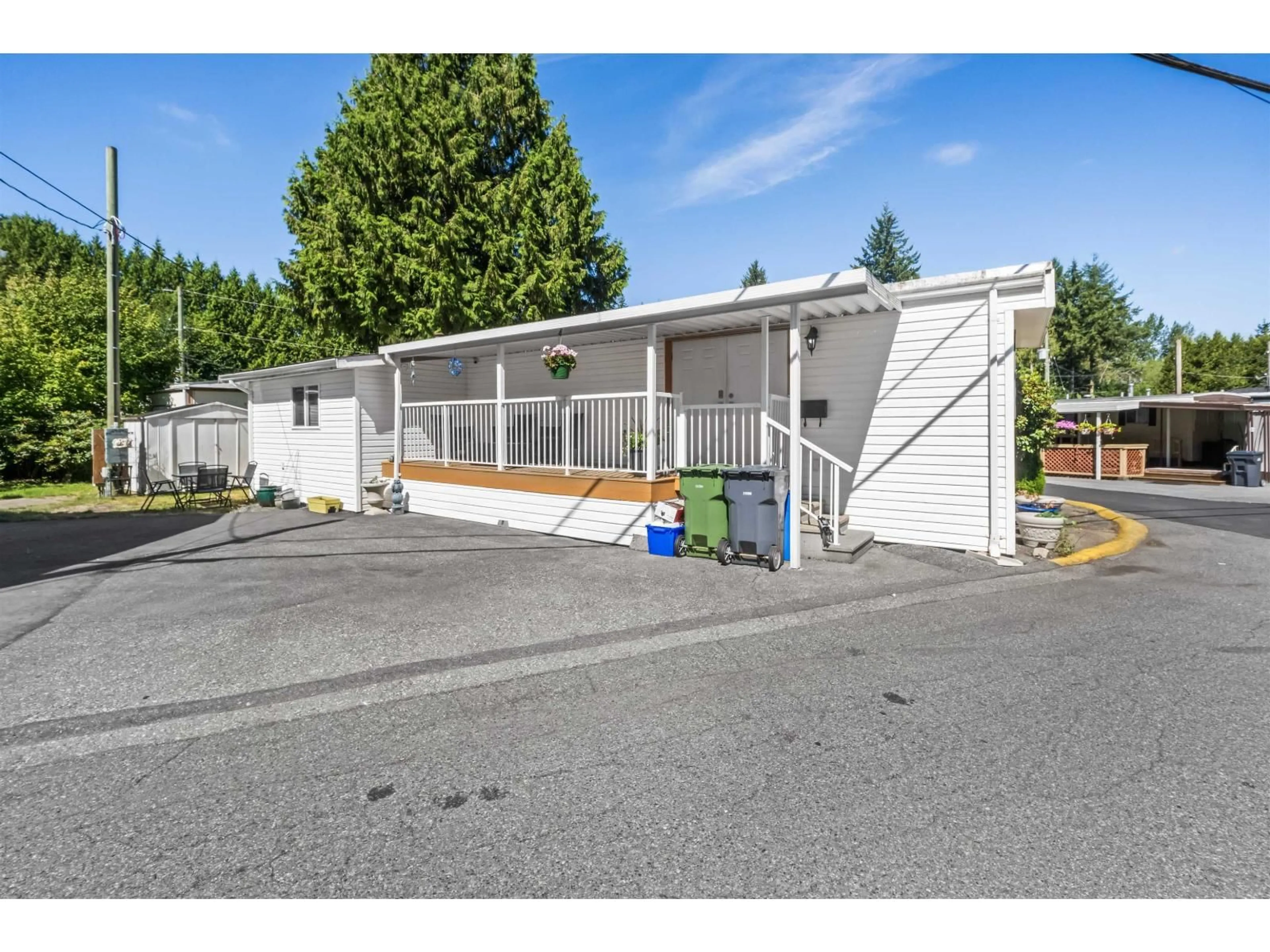 Unknown for 20 - 24330 FRASER HIGHWAY, Langley British Columbia V2Z1N2